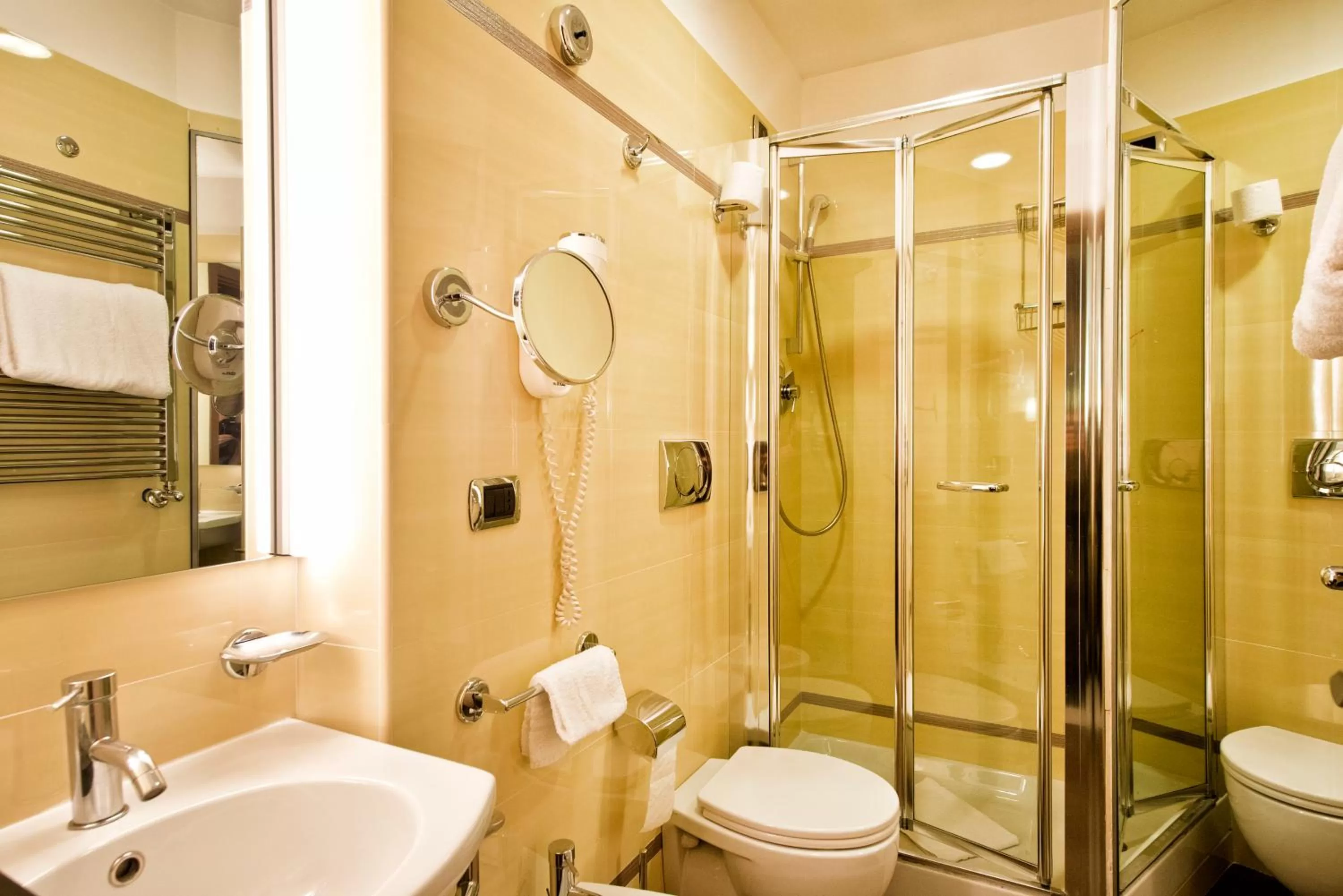 Bathroom in Hotel Sonya