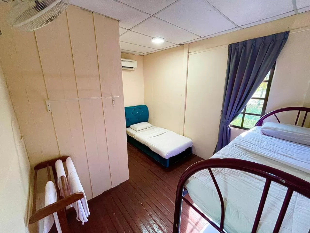 Bed in DGeting Beach Resort