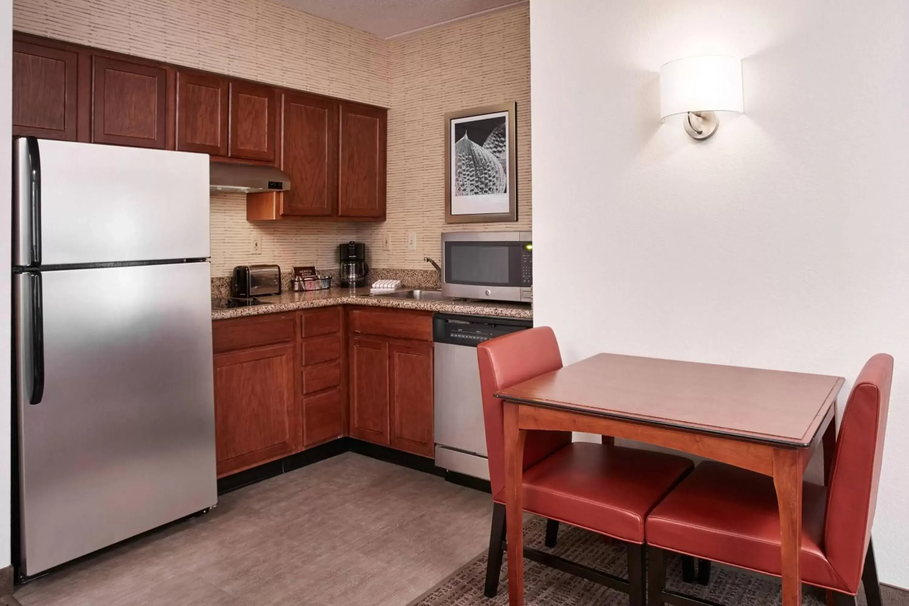 Kitchen or kitchenette, Kitchen/Kitchenette in Residence Inn by Marriott Chicago Schaumburg/Woodfield Mall