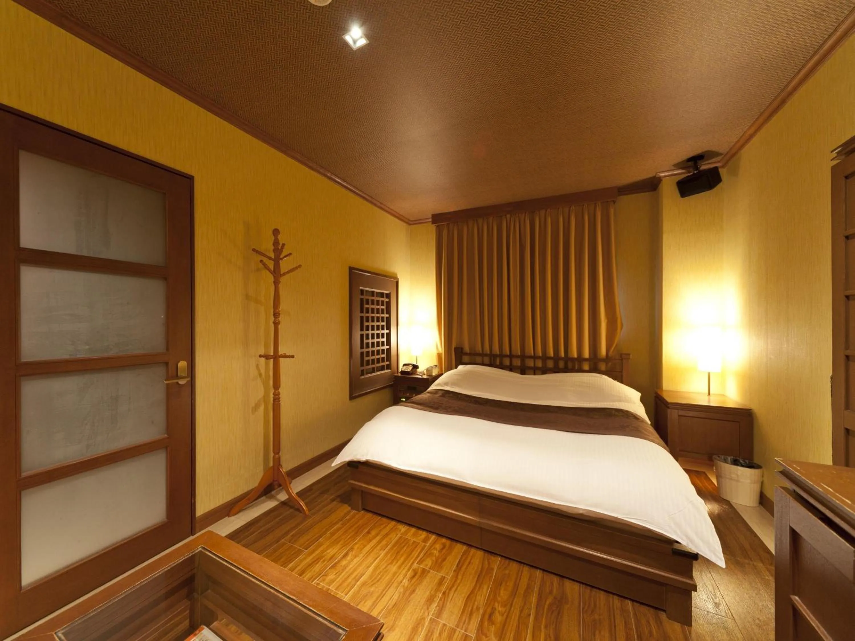 Photo of the whole room in Hotel Grand Fine Kyoto Okazaki Heian Jingu Shrine