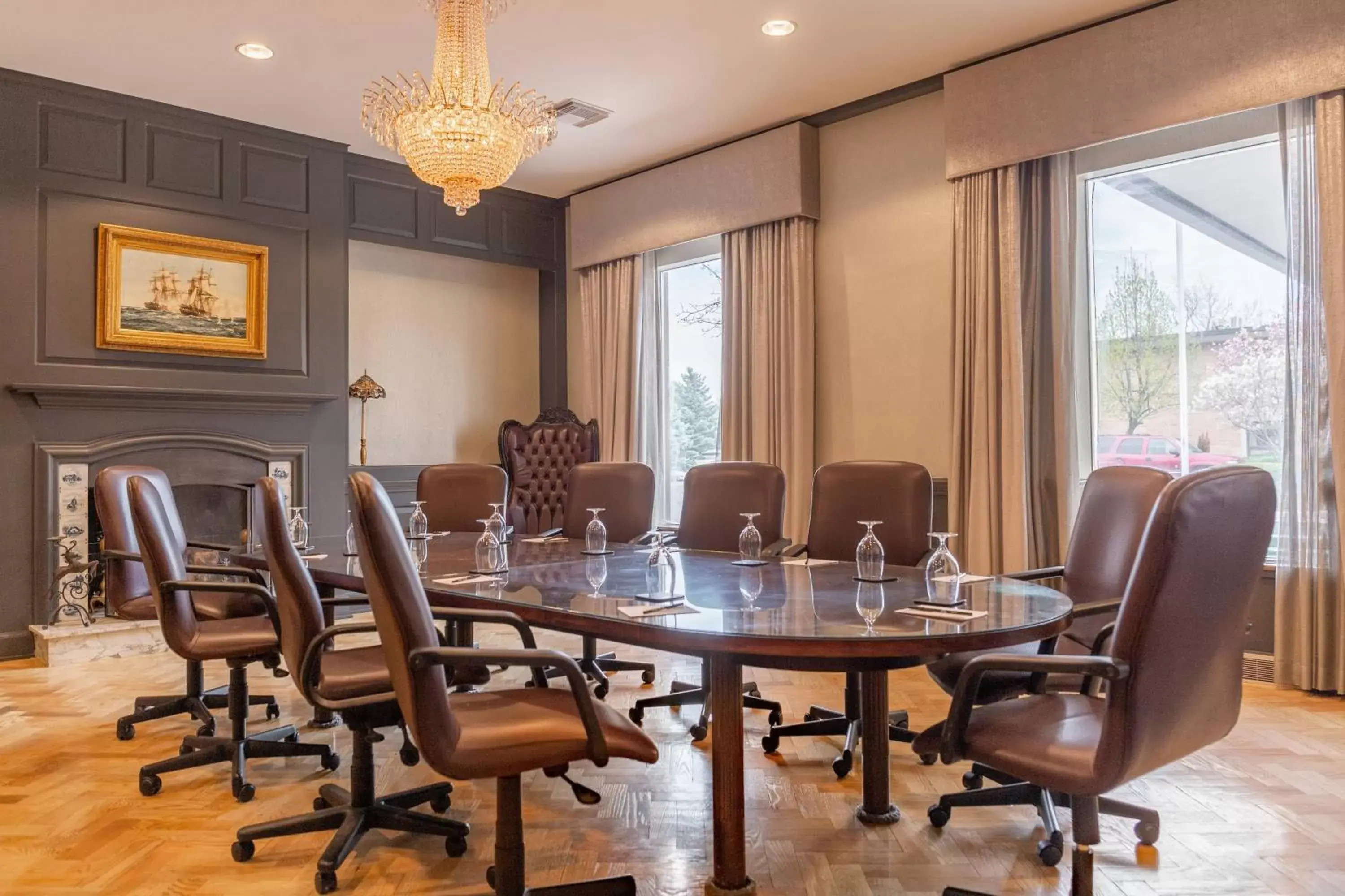 Meeting/conference room in The Drake Oak Brook, Autograph Collection