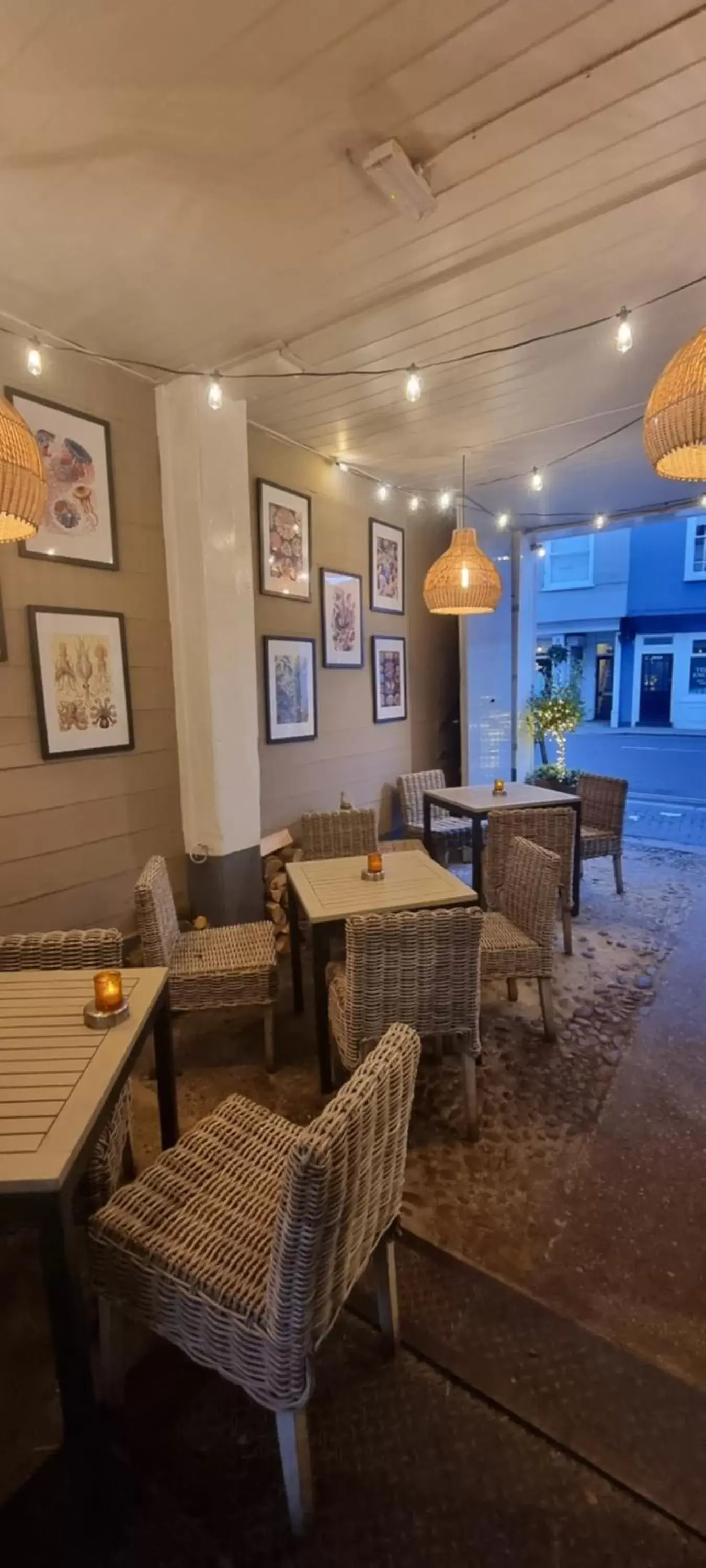 Seating area, Lounge/Bar in White Horse