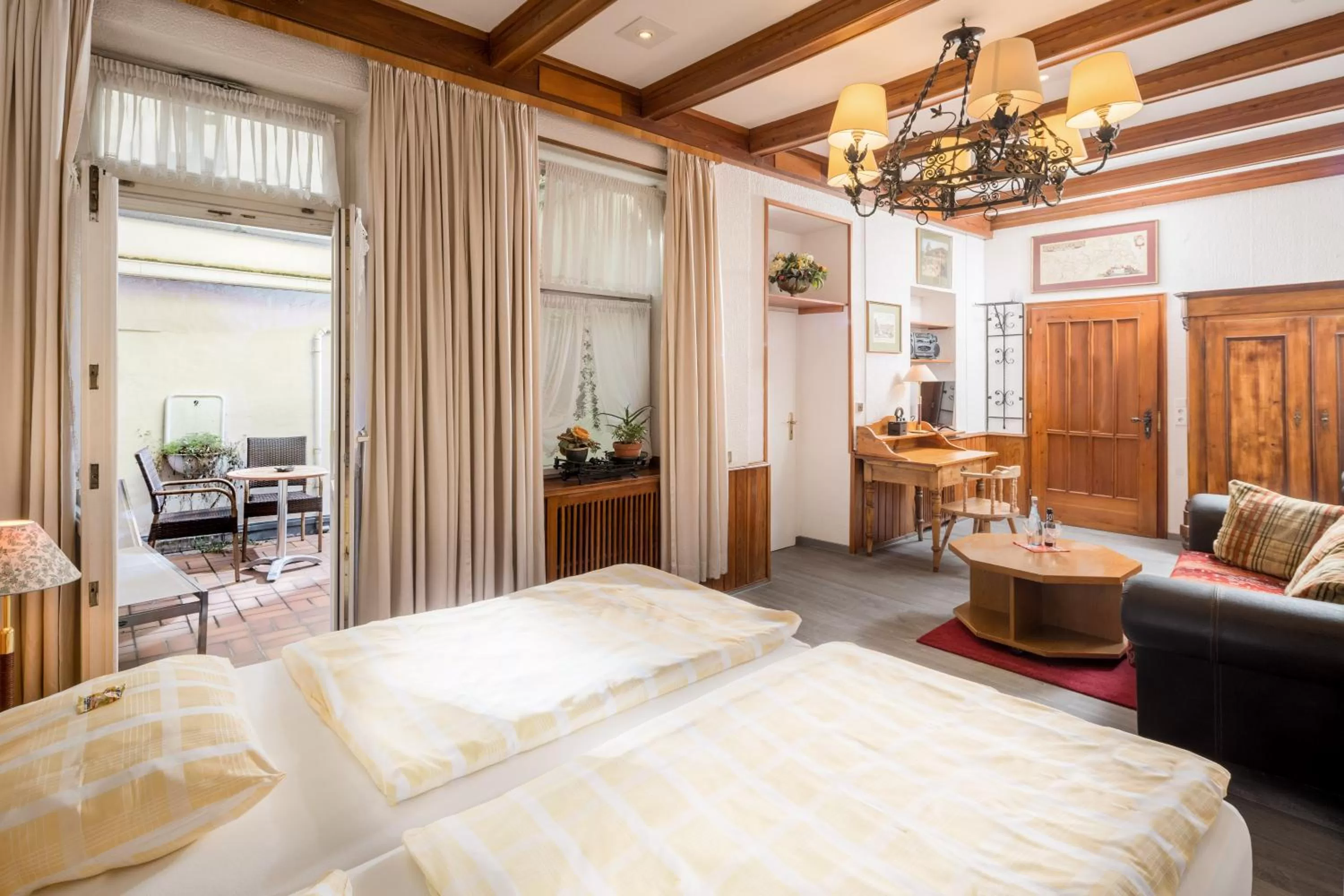 Photo of the whole room, Bed in Hotel-Restaurant Hackteufel