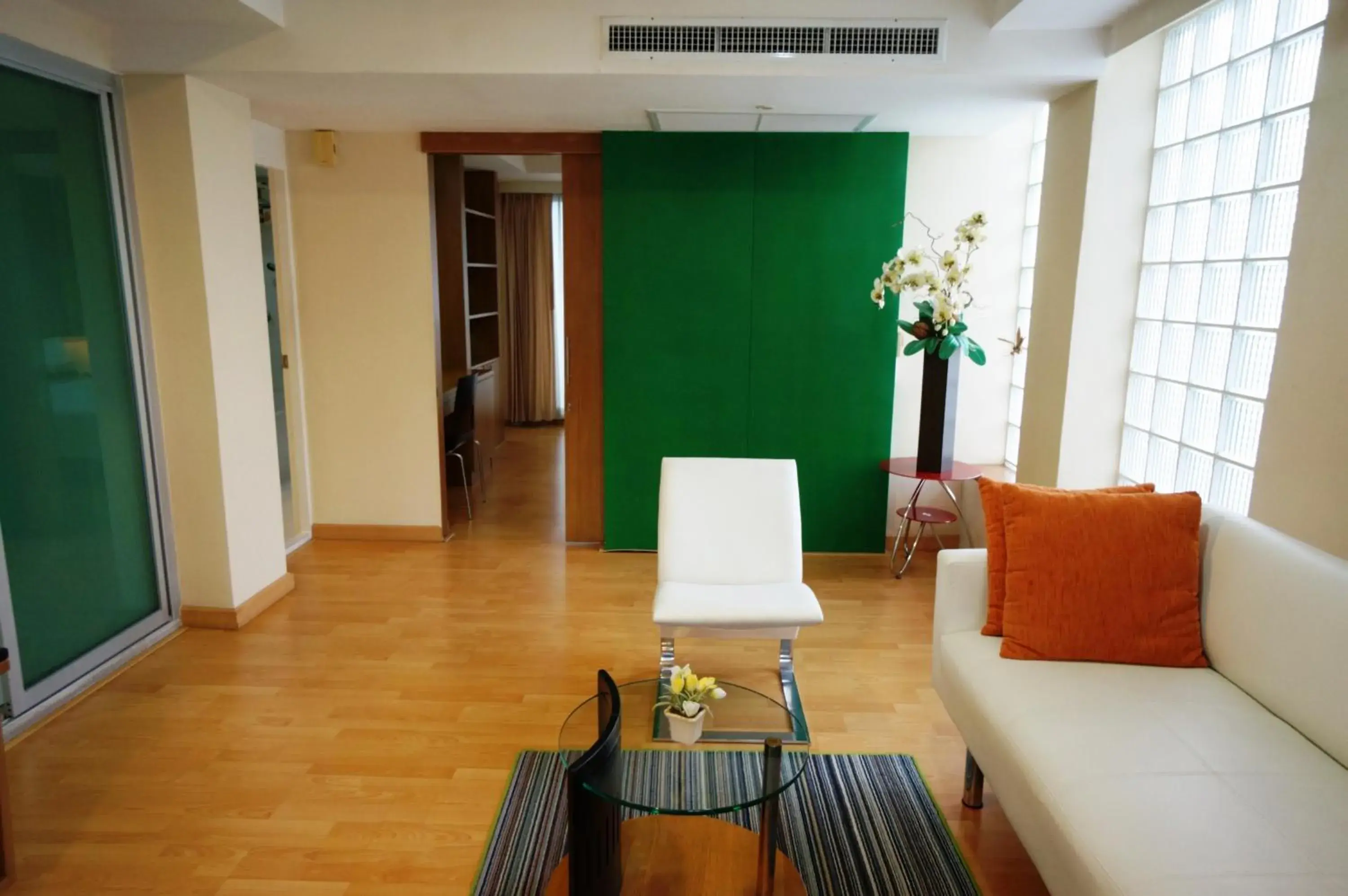 Lobby/Reception in Silom Convent Garden Hotel SHA Extra Plus