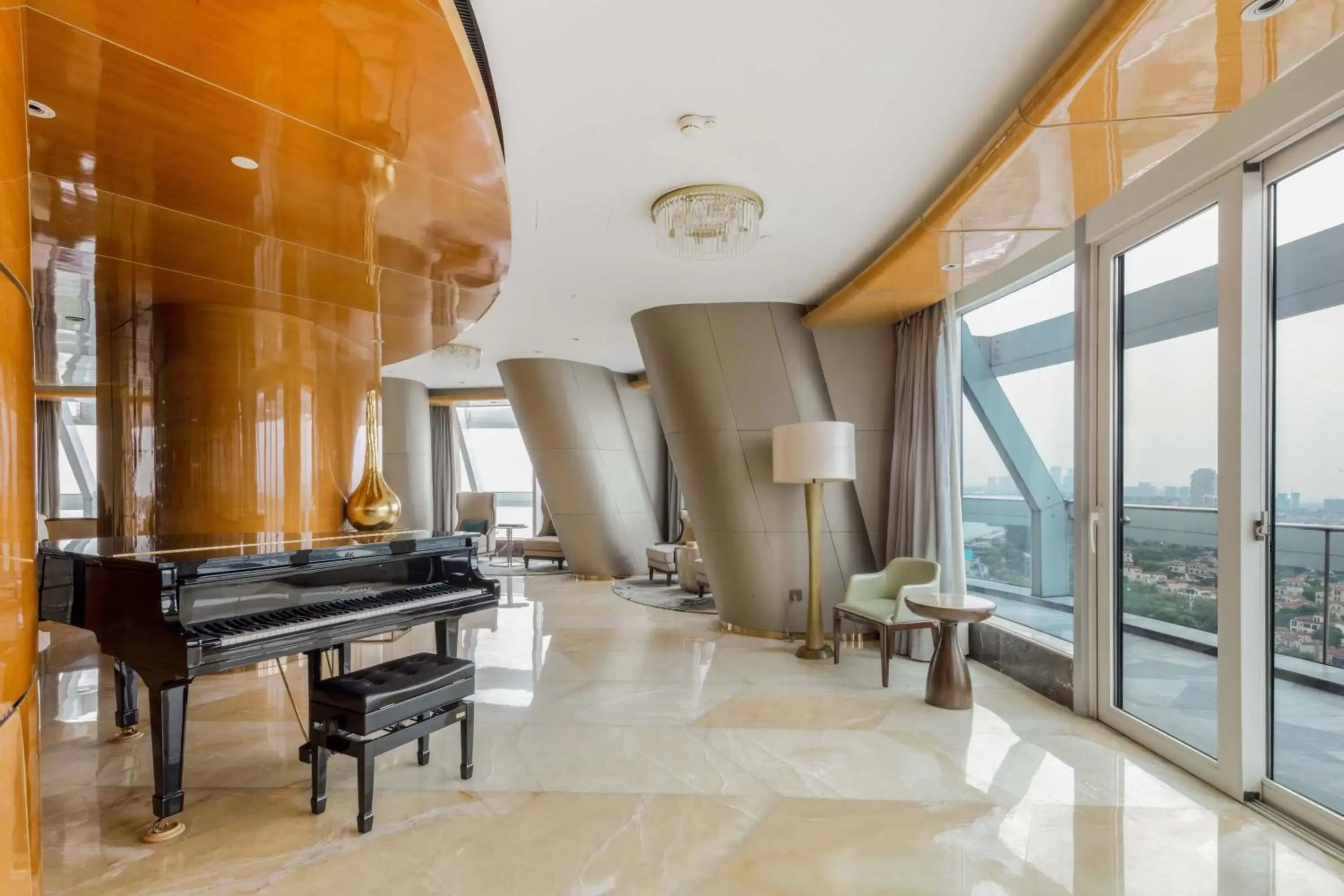 Living room, Billiards in Sheraton Huzhou Taihu Lake Hot Spring Resort & Spa