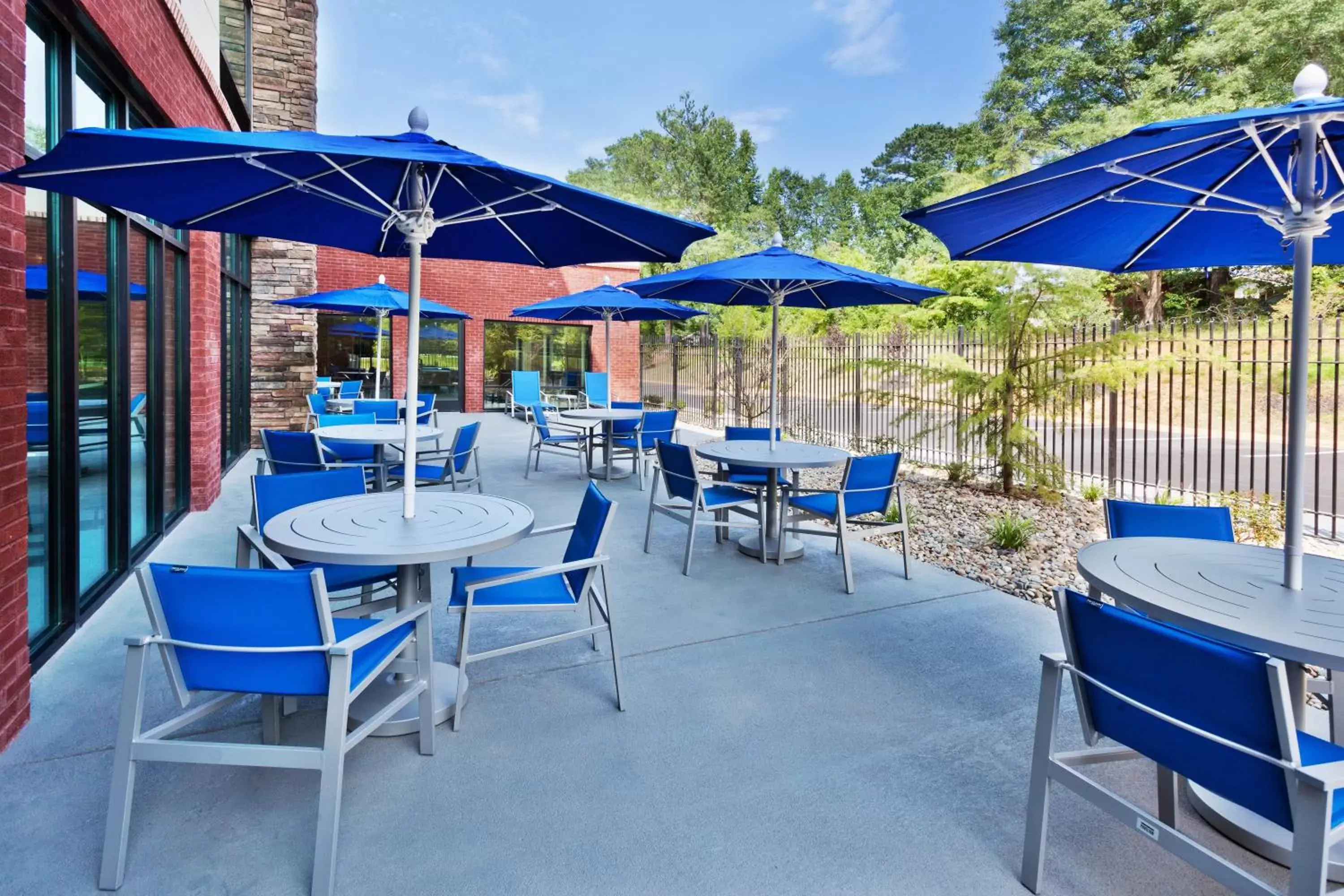 Other, Restaurant/Places to Eat in Holiday Inn Express & Suites - Fayetteville, an IHG Hotel