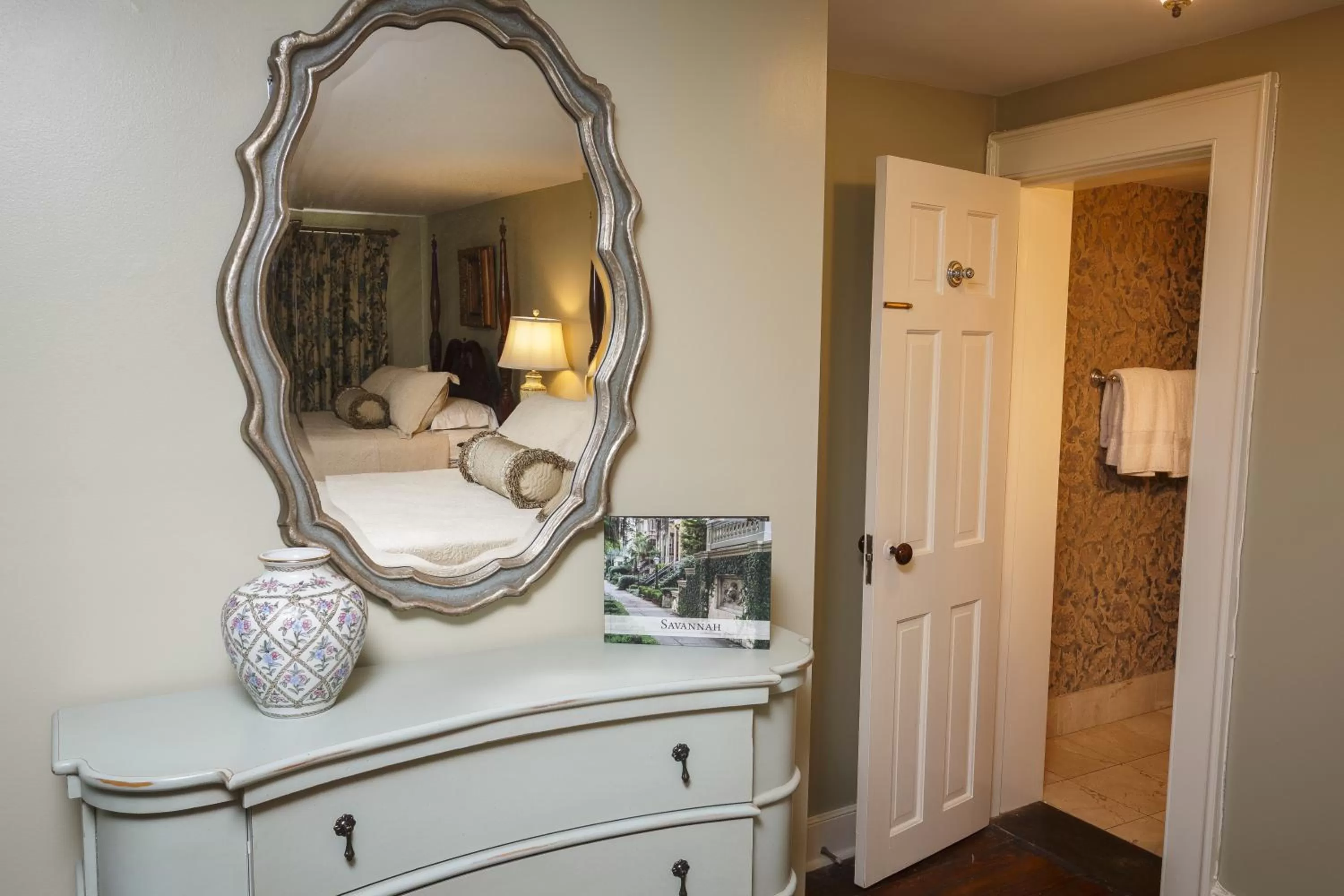 Bathroom in Eliza Thompson House, Historic Inns of Savannah Collection