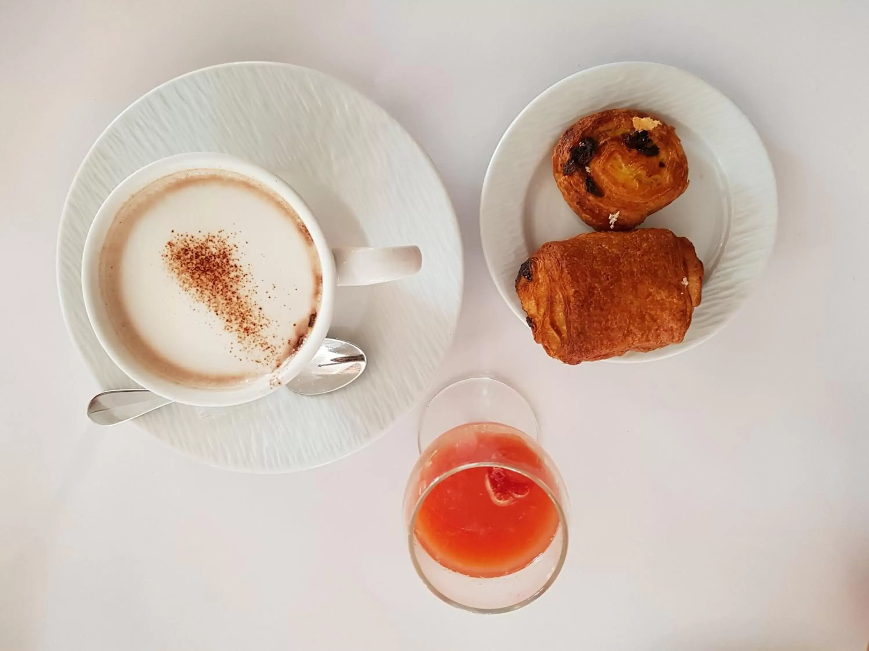 Breakfast, Drinks in Les Maritonnes Parc & Vignoble