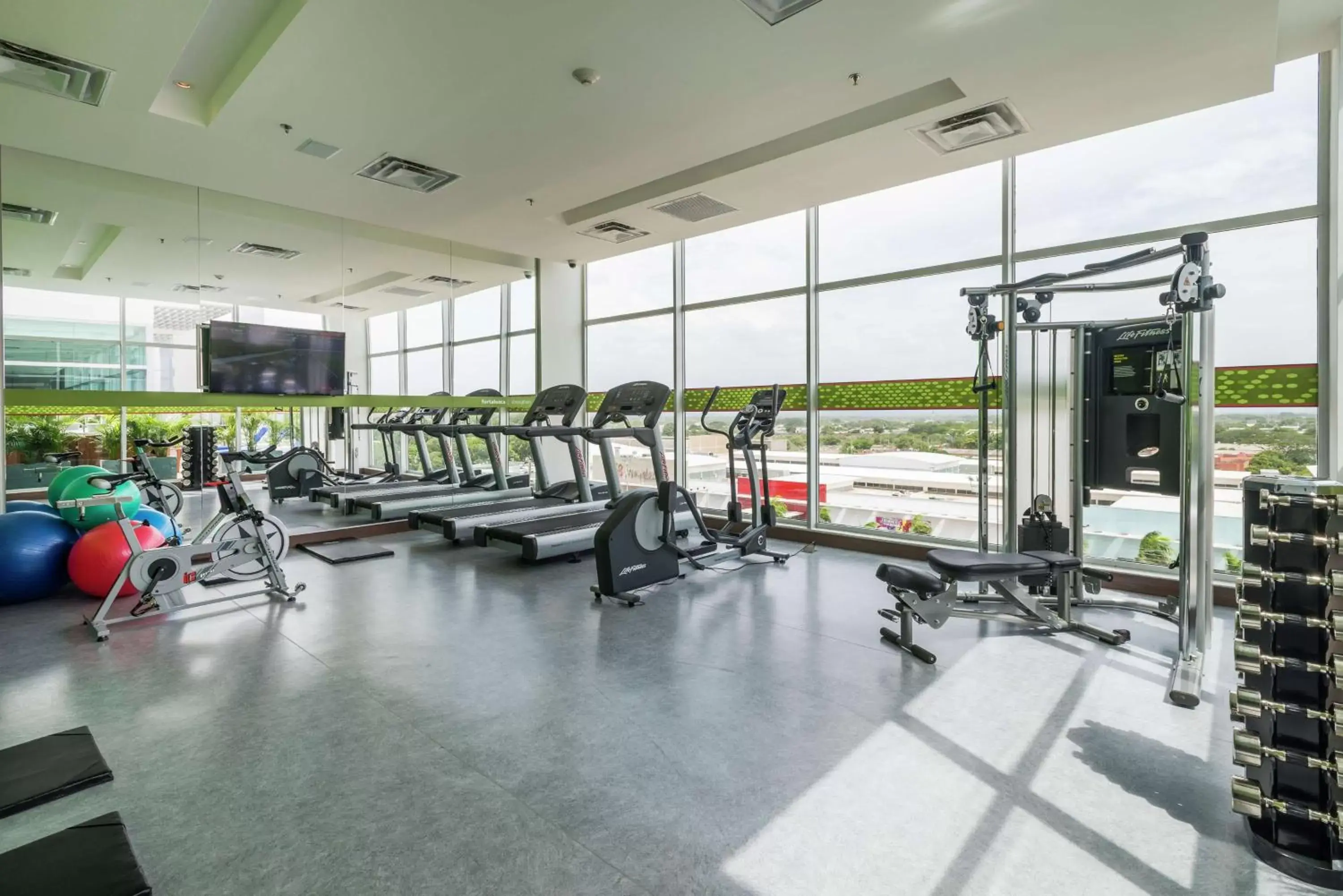 Fitness centre/facilities in Hampton By Hilton Valledupar Fitness centre/facilities in Hampton By Hilton Valledupar
