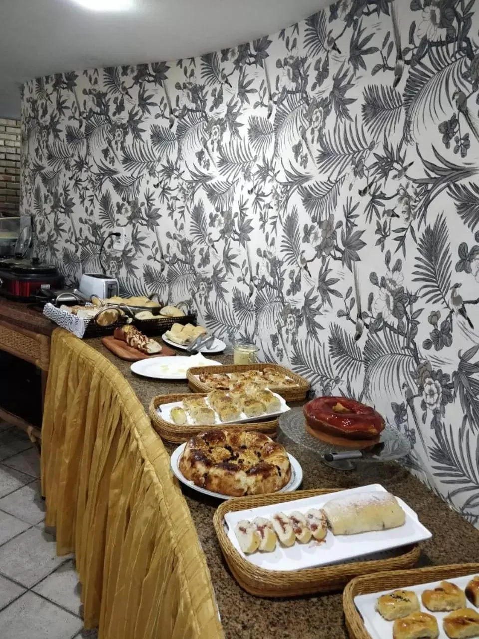 Food and drinks in Divi-Divi Praia Hotel