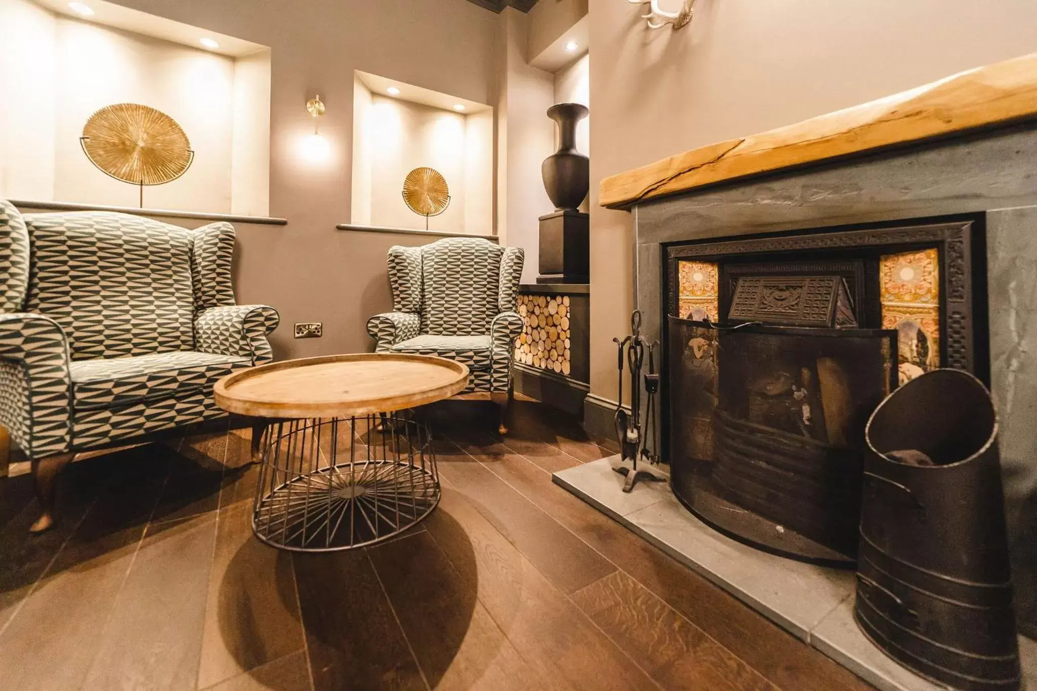 flat iron, Seating Area in Borrowdale Gates Hotel