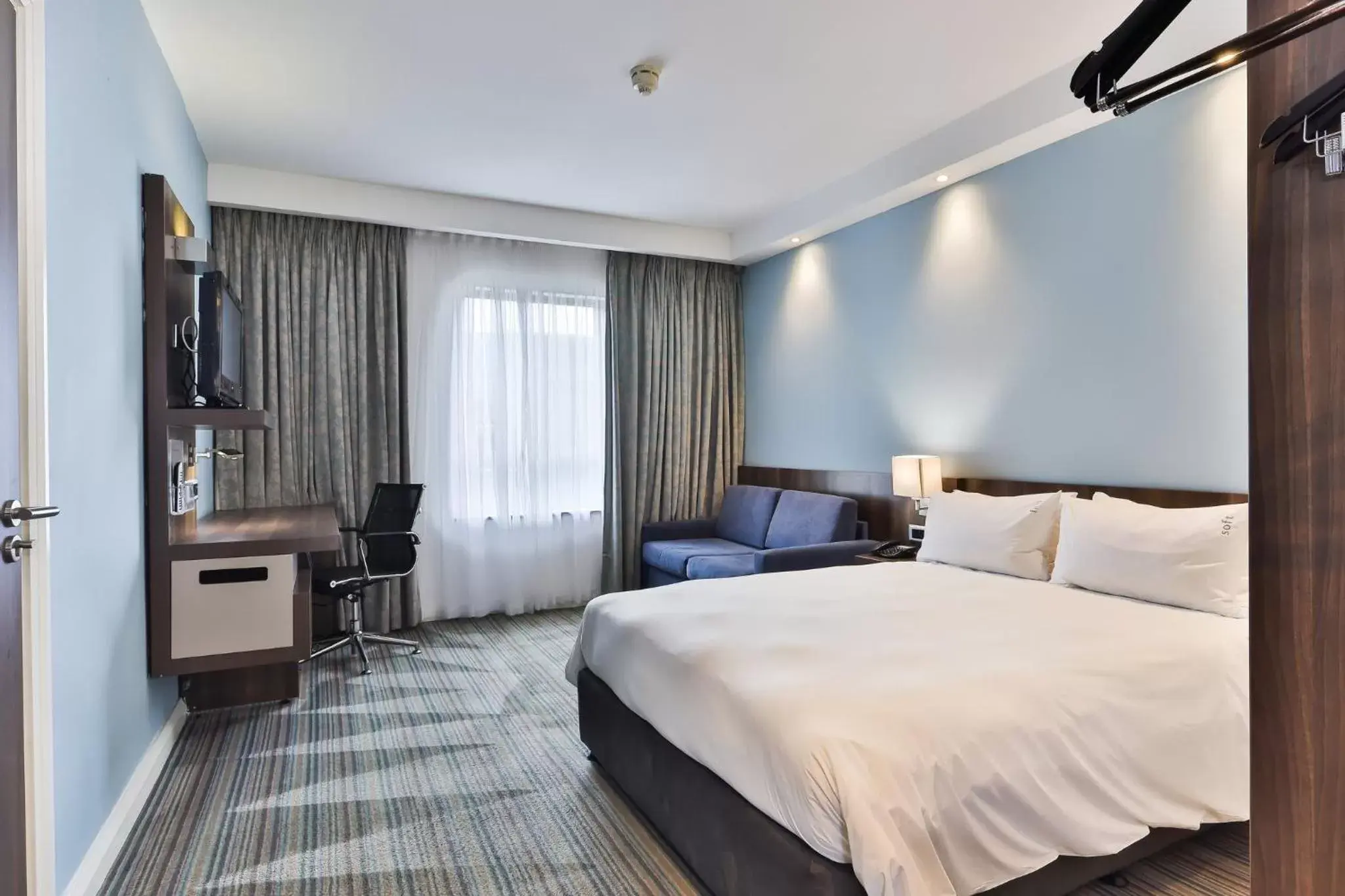 Photo of the whole room, Bed in Holiday Inn Express Durban - Umhlanga, an IHG Hotel