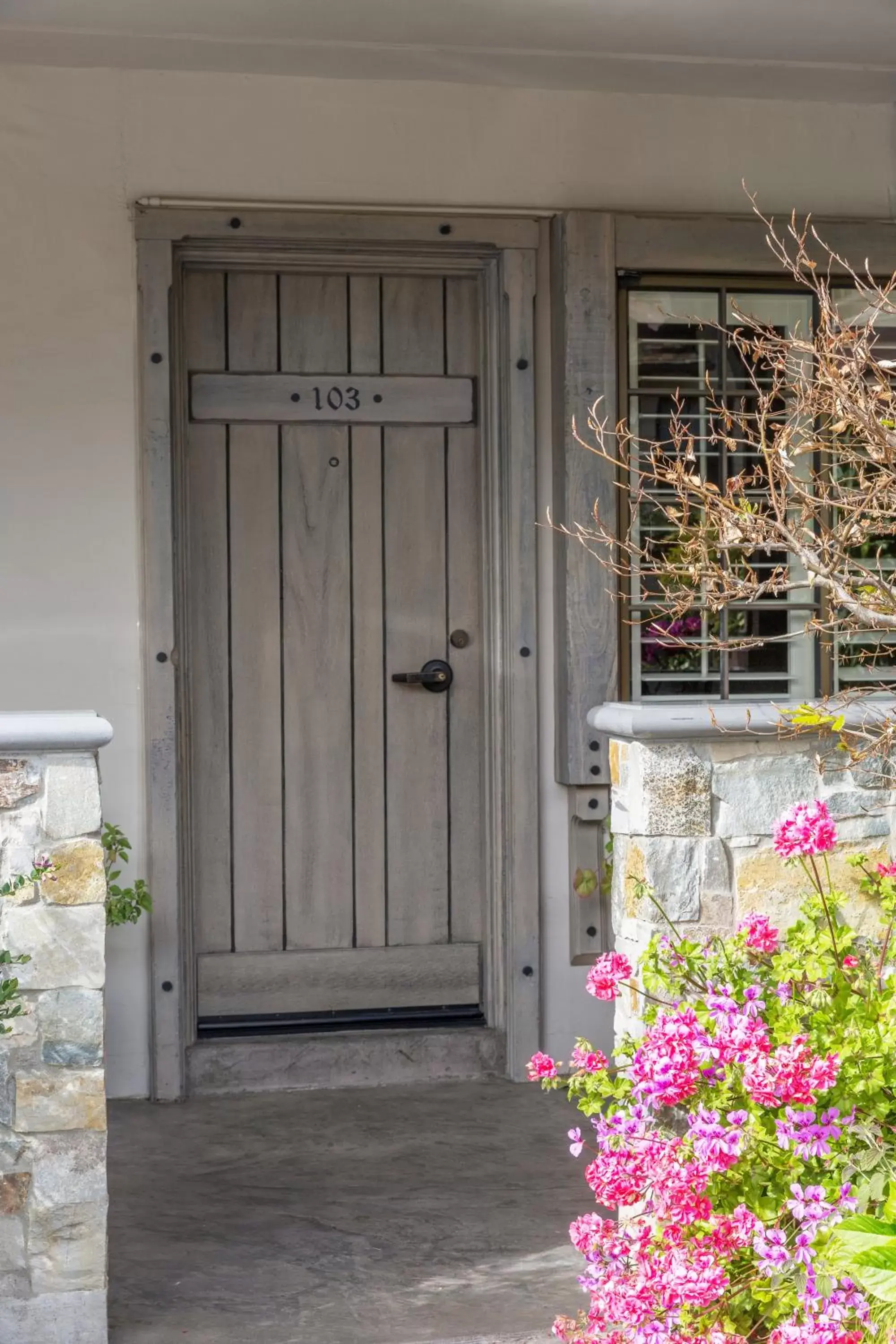 Decorative detail, Facade/Entrance in Coachman's Inn, A Four Sisters Inn