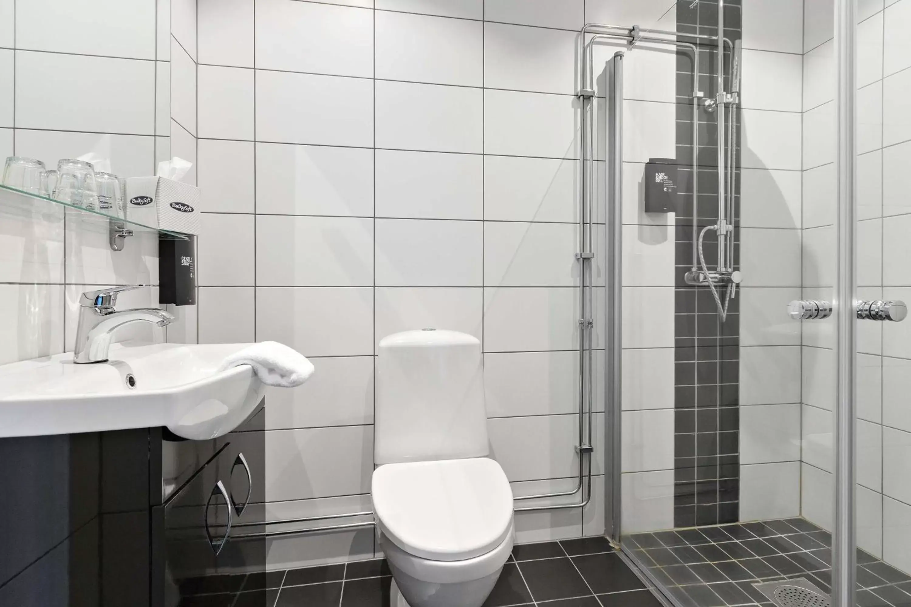 Bedroom, Bathroom in Best Western Hotell Hedåsen