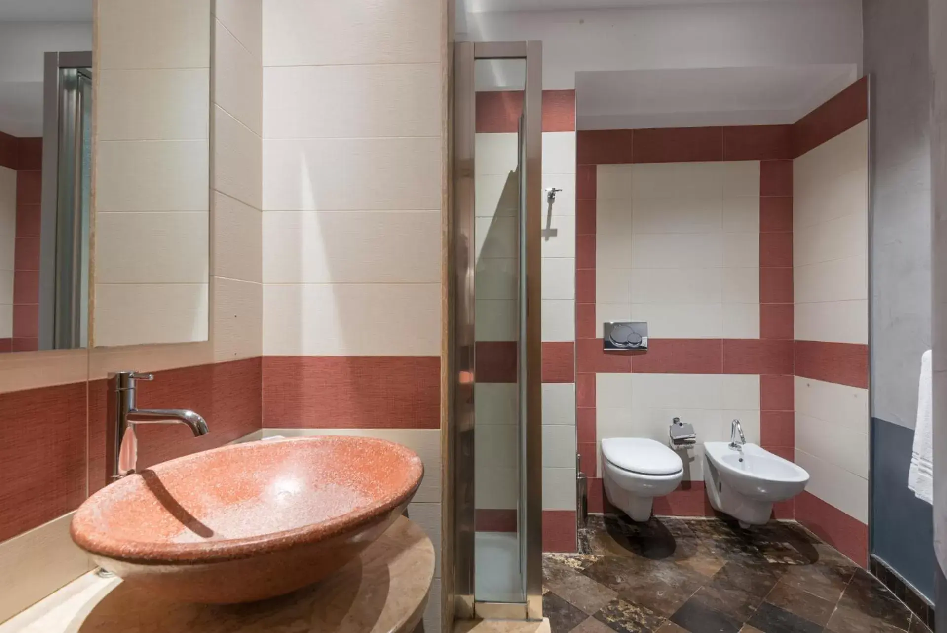 Bathroom in Hotel Vittorio Veneto