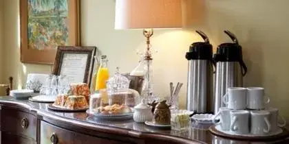 Property building, Coffee/Tea Facilities in Forsyth Park Inn