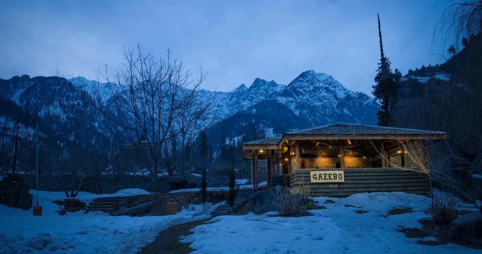 Mountain view, Winter in Solang Valley Resort