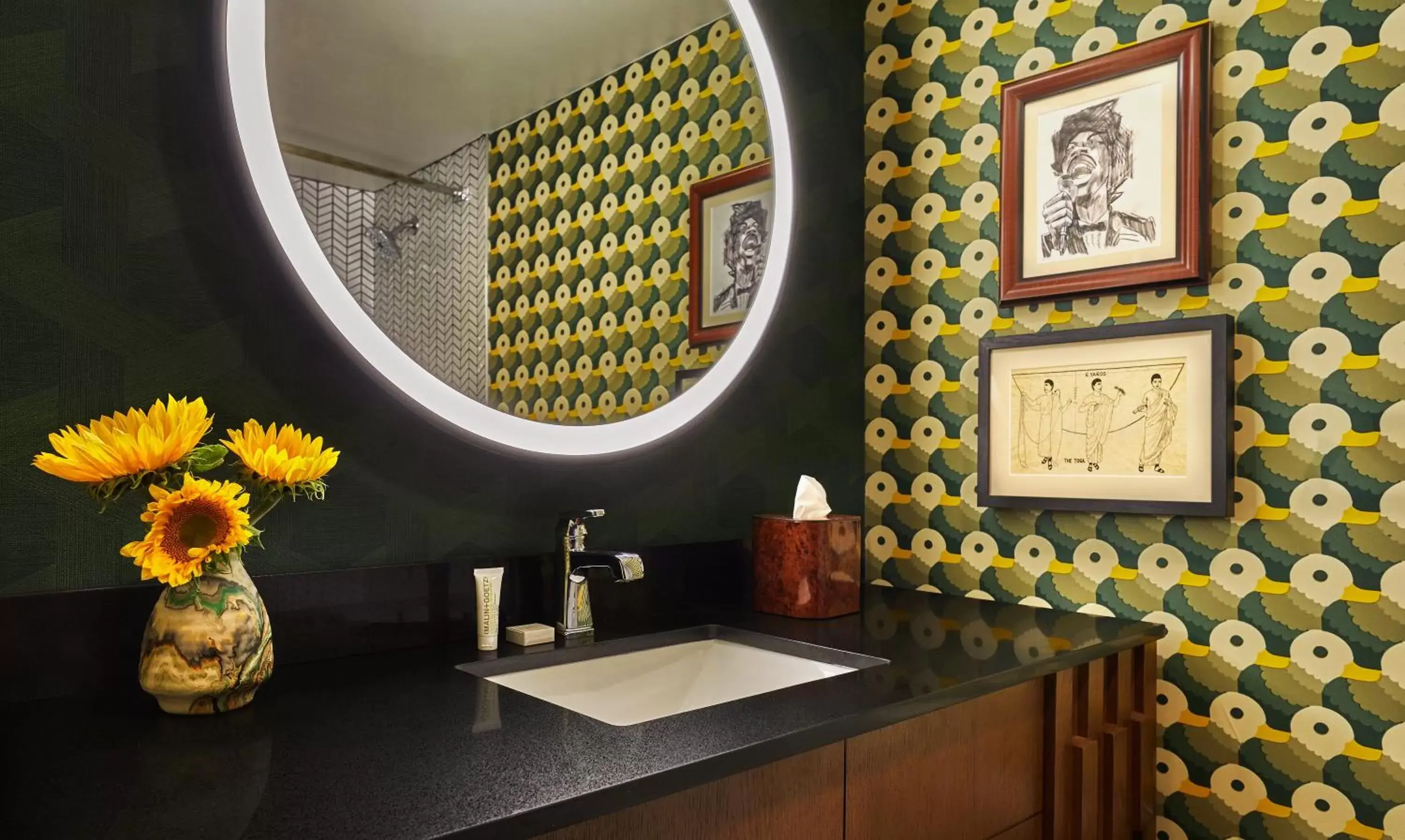 Queen Room in Graduate by Hilton Eugene Queen Room in Graduate by Hilton Eugene