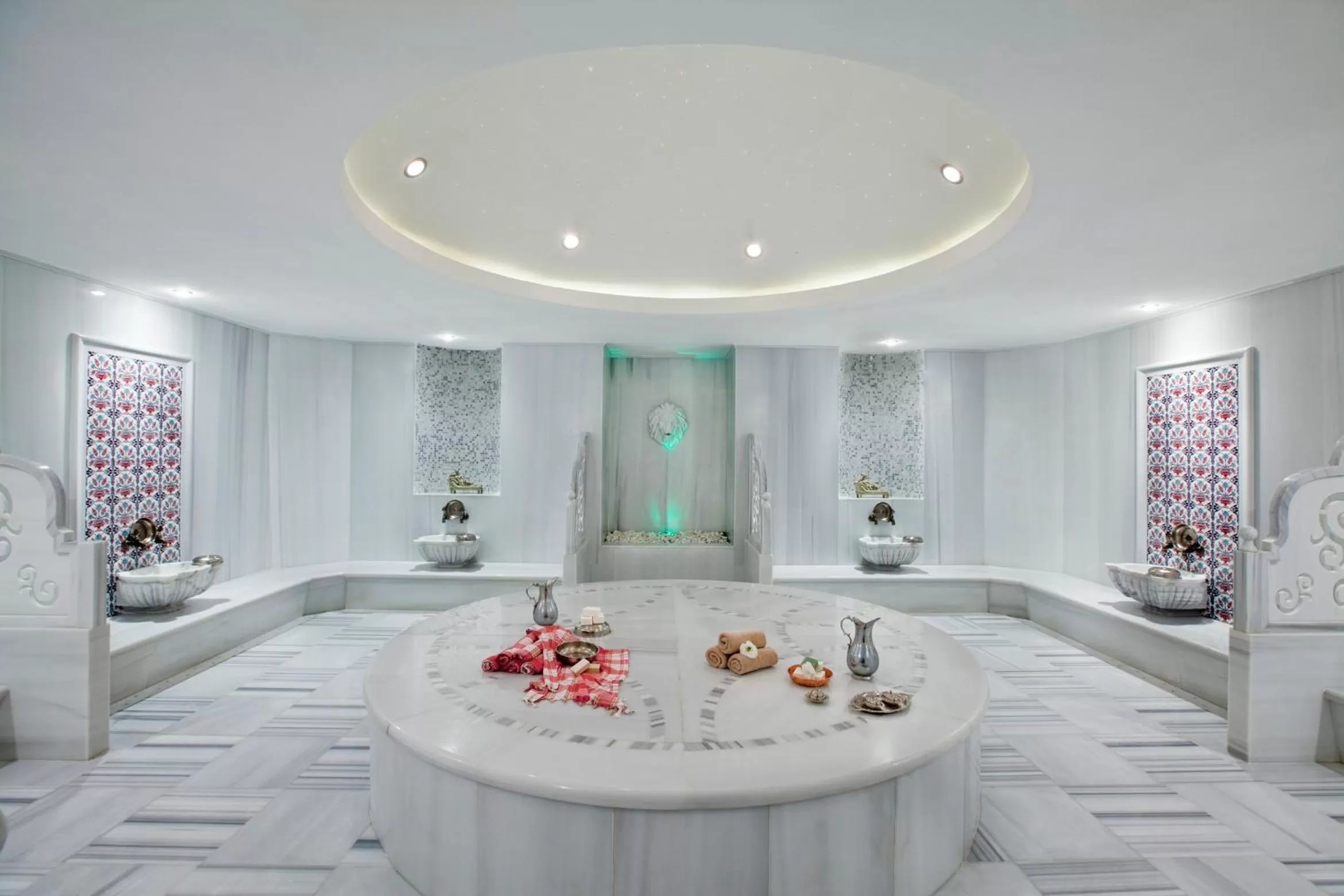 Steam room in Wyndham Ankara