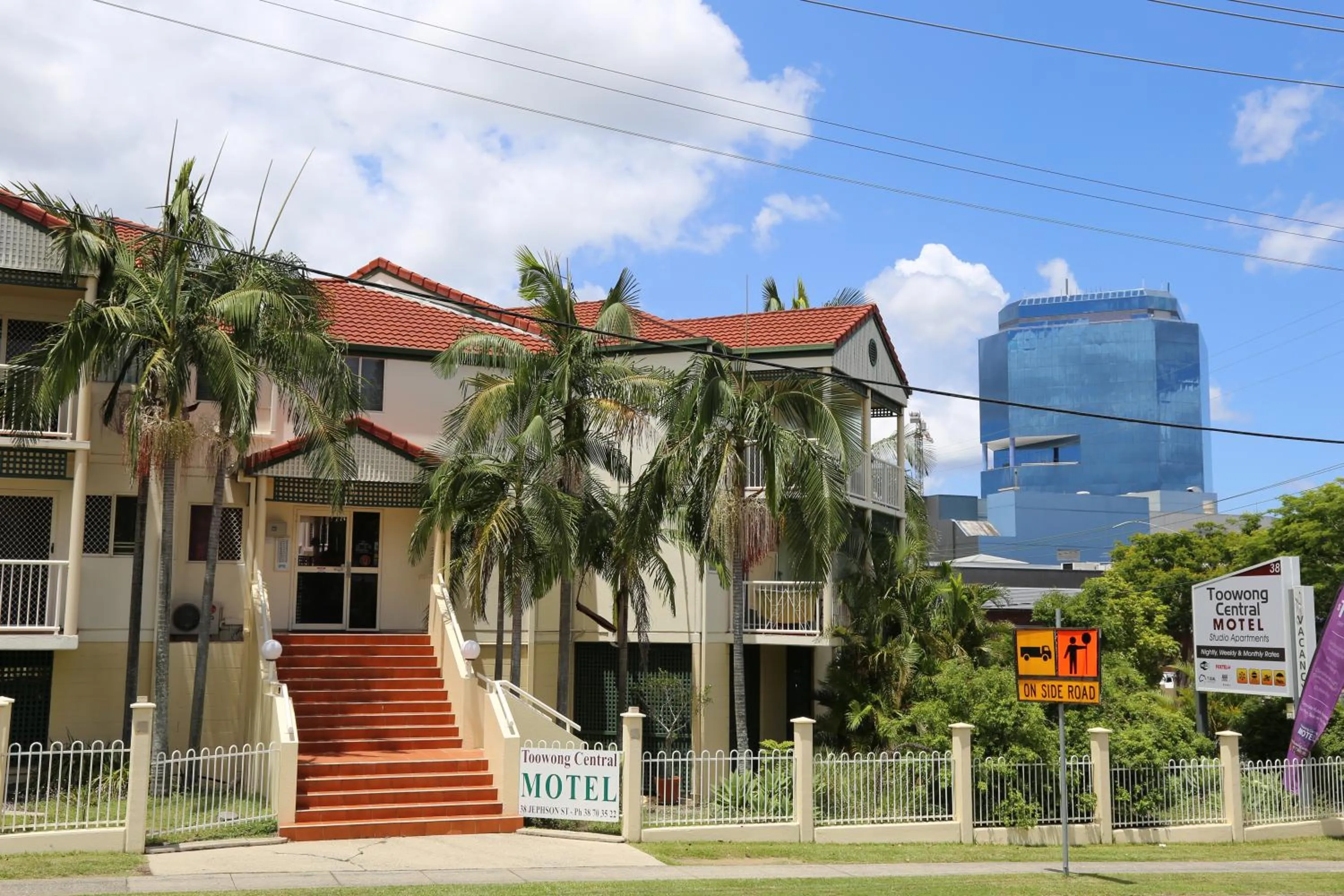 Facade/entrance in Toowong Central Motel Apartments