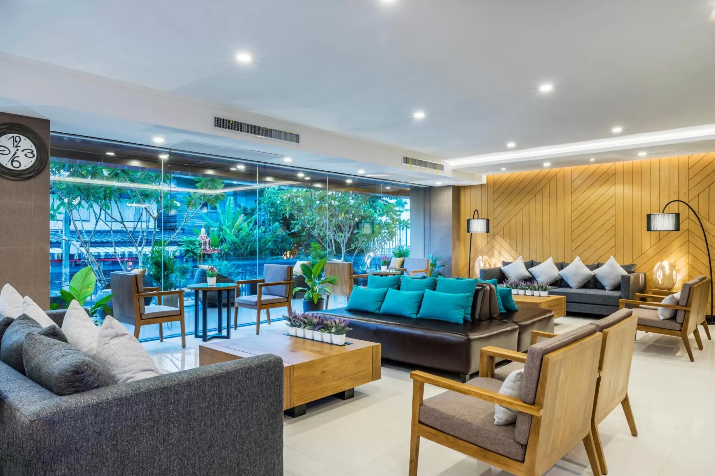 Communal lounge/ TV room, Lobby/Reception in Livotel Hotel Hua Mak Bangkok