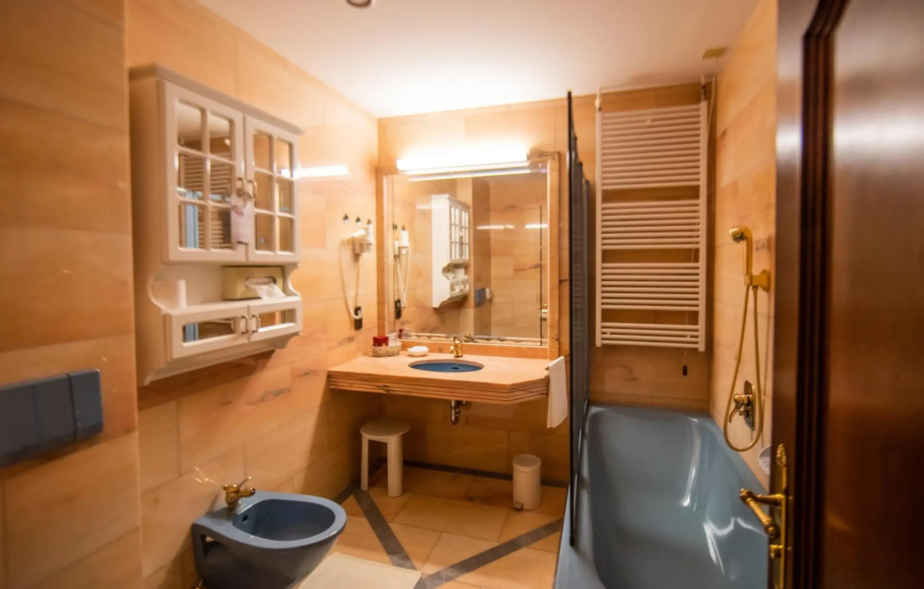 Bathroom in Hotel Palais Porcia