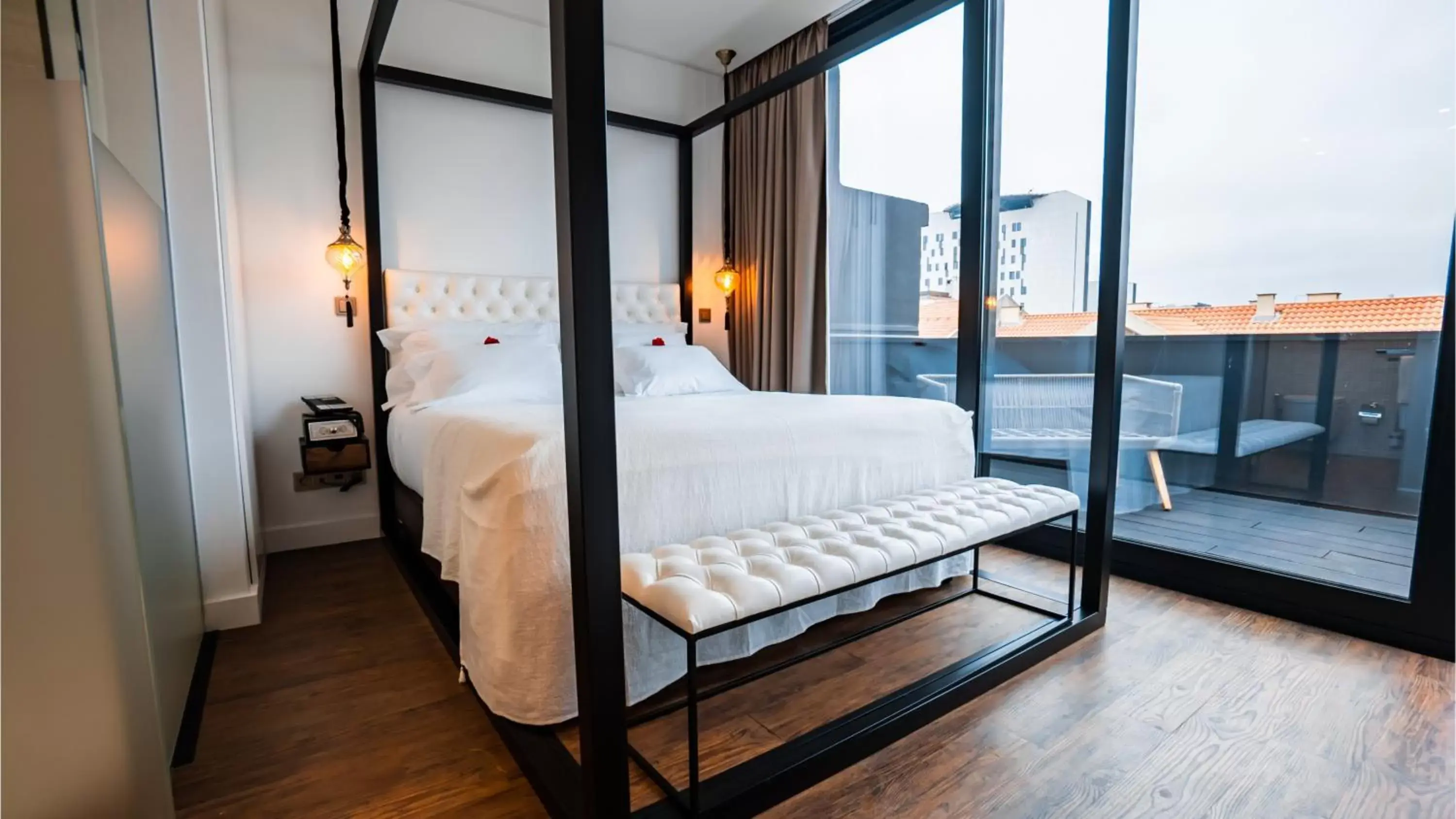 Bed in Hills Hotel Lisboa