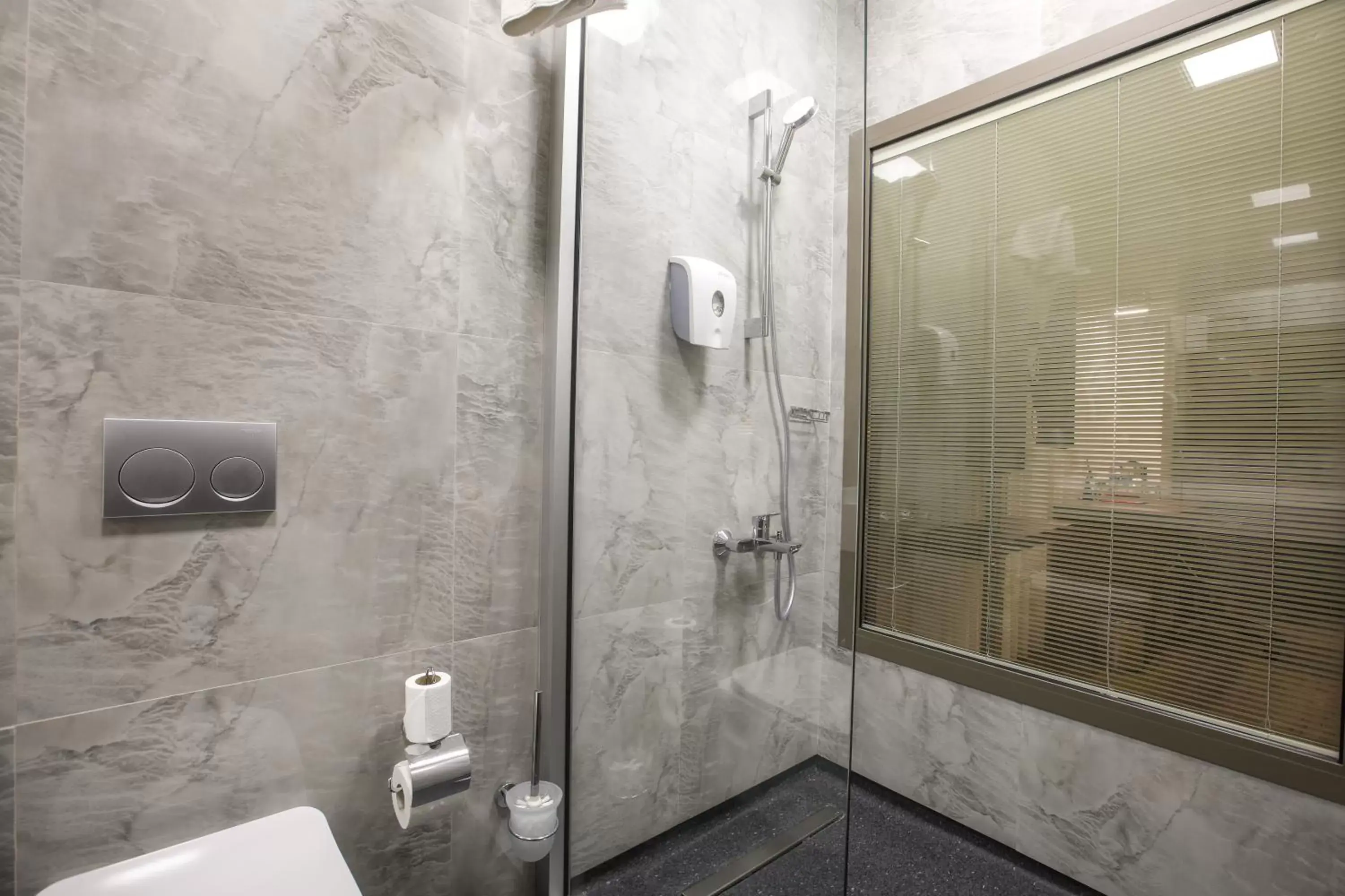 Shower, Bathroom in Best Western Premier Karsiyaka Convention & Spa Hotel