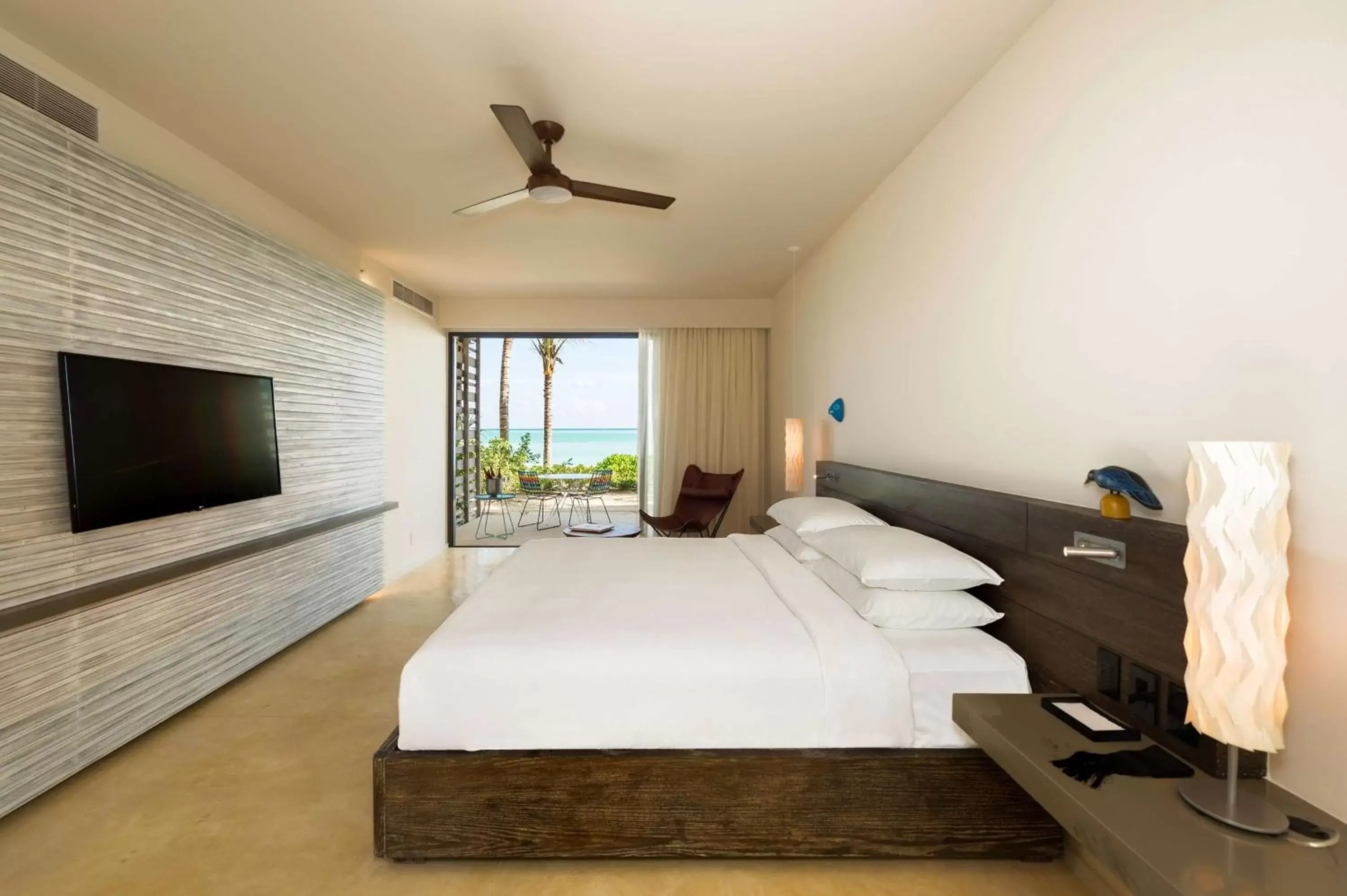 Photo of the whole room, Bed in Andaz Mayakoba - a concept by Hyatt