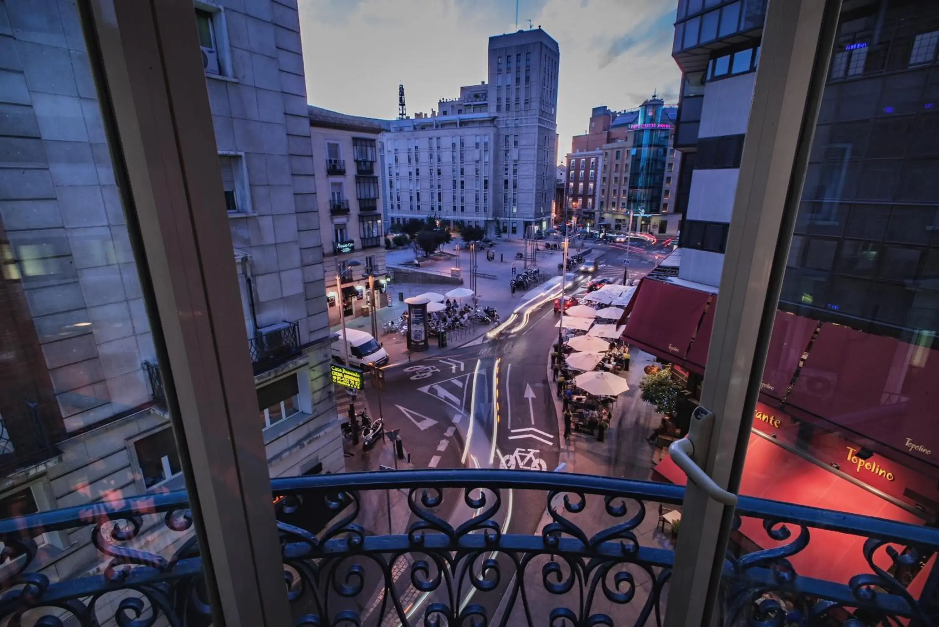 City view, Balcony/Terrace in Preciados