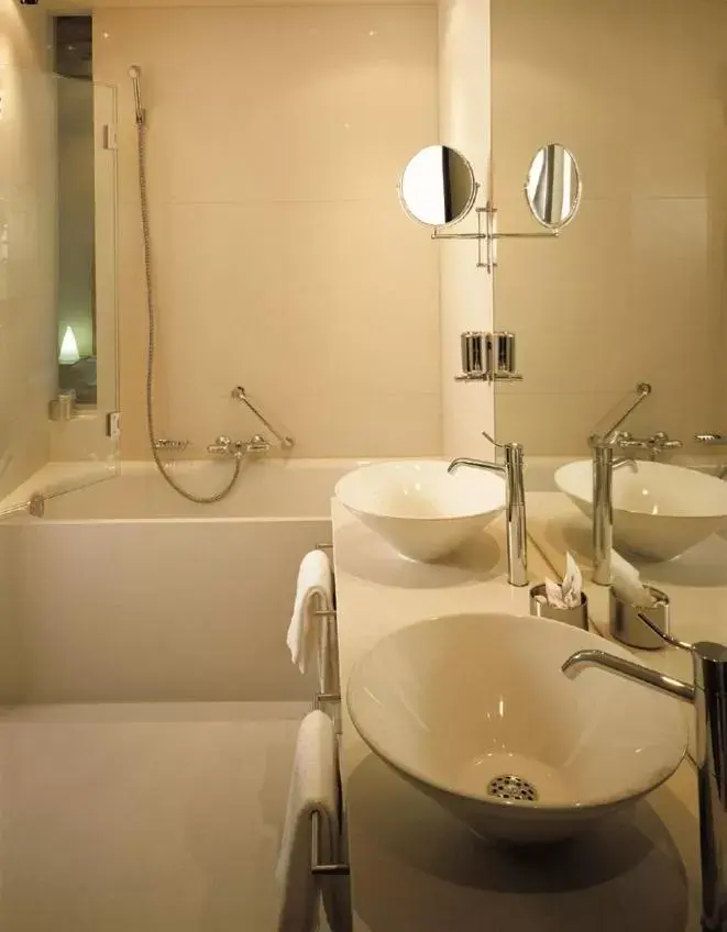Decorative detail, Bathroom in Kult Hotel