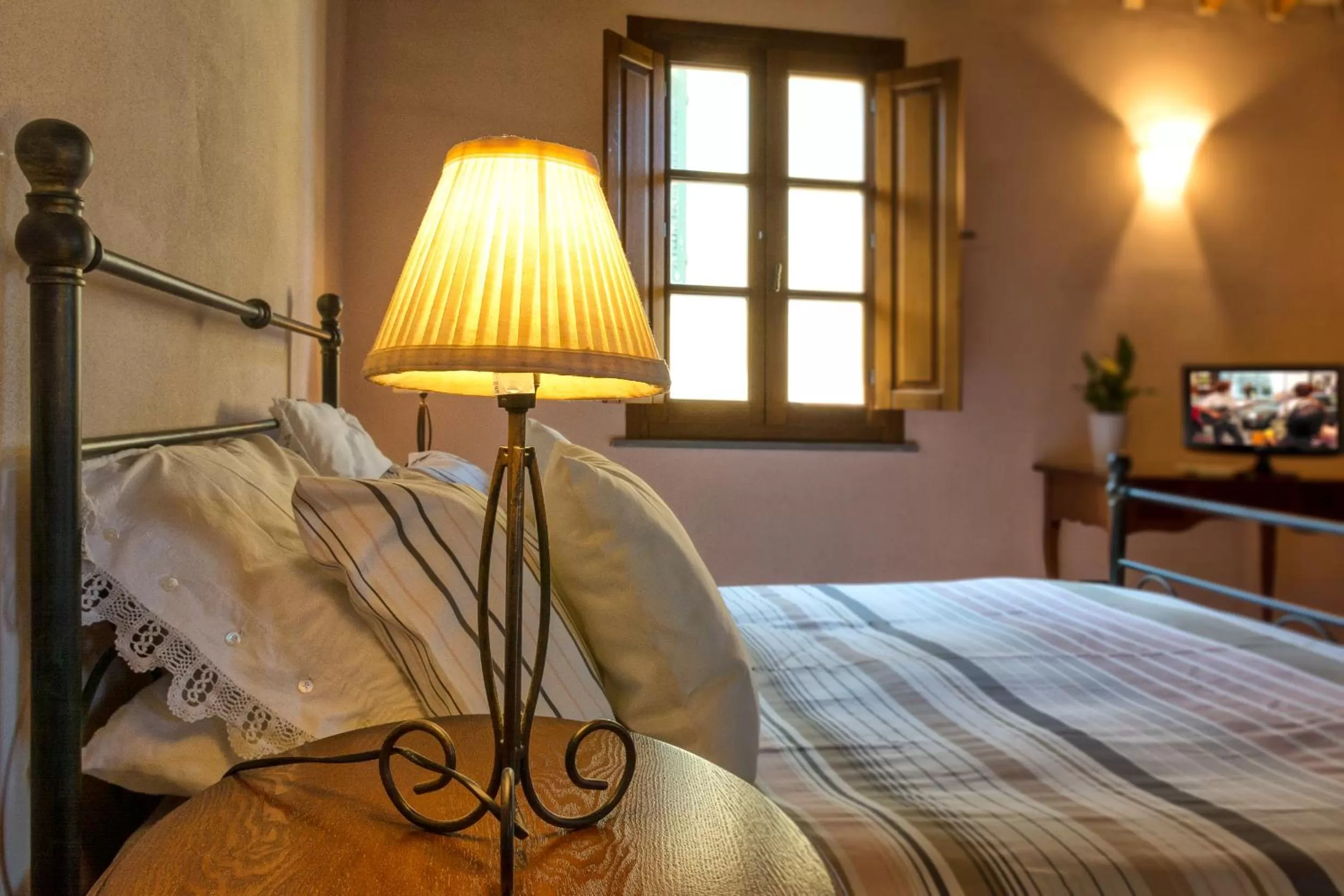 Bed in Pisa Holidays