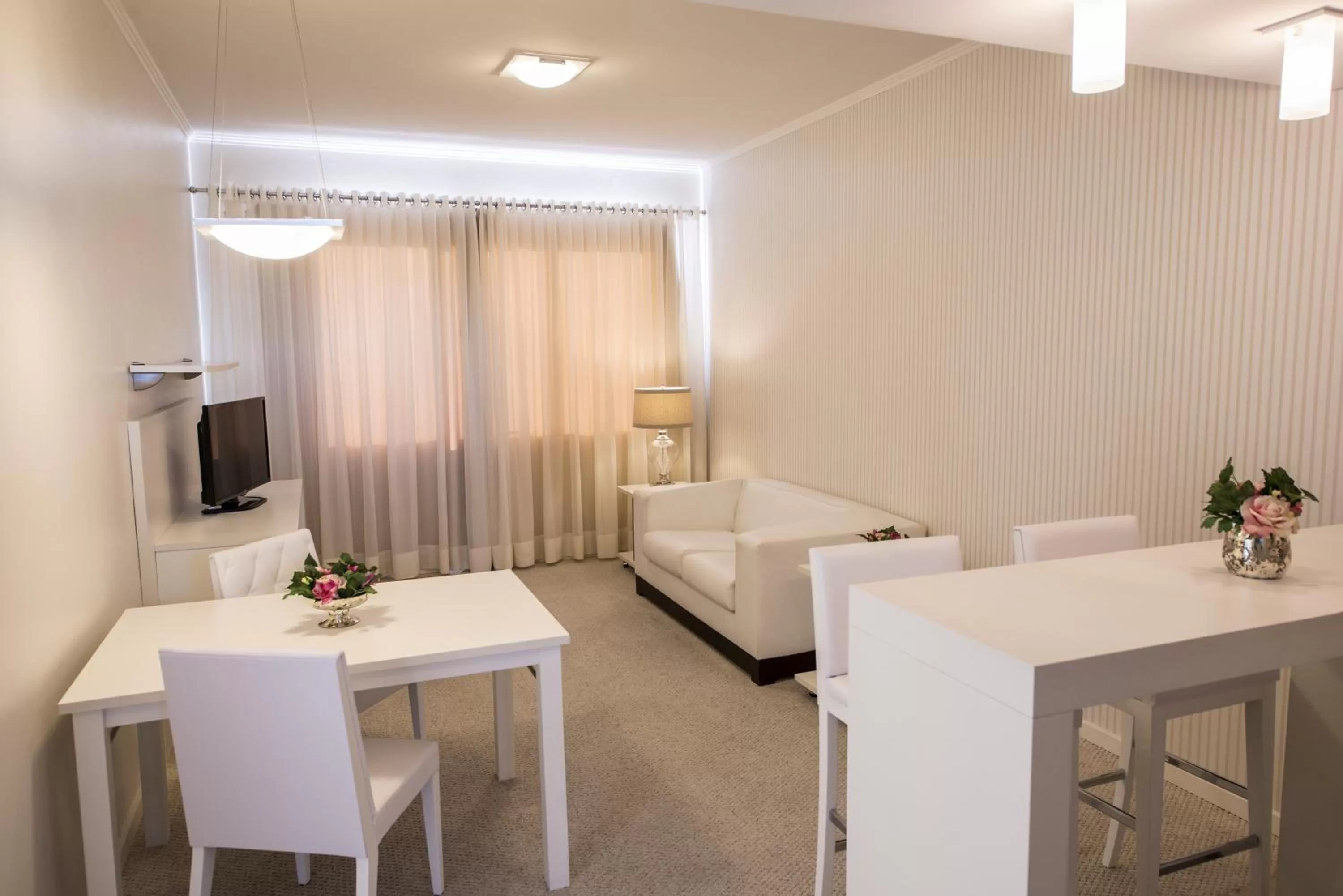 Photo of the whole room, Bed in Swan Novo Hamburgo