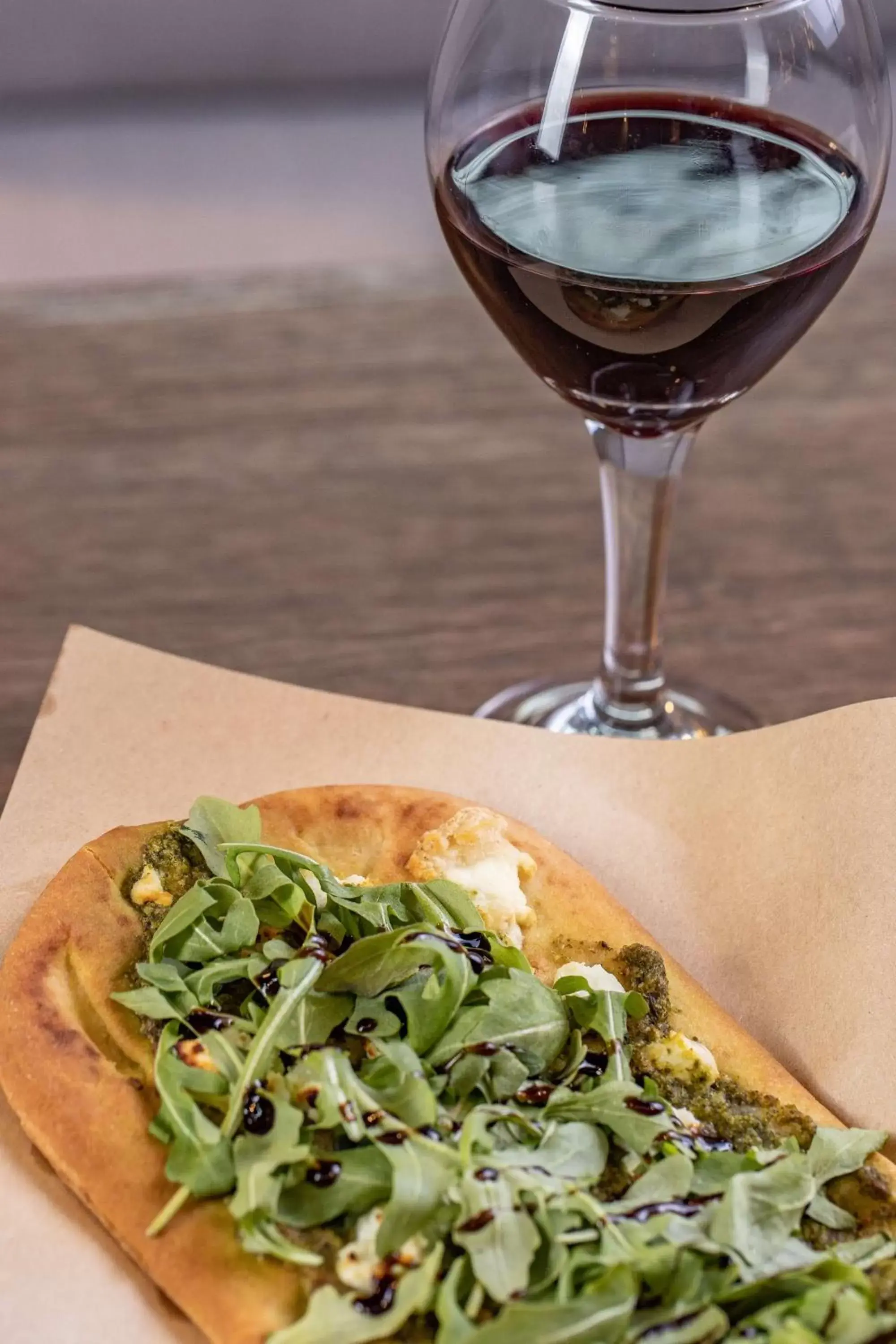 Restaurant/places to eat in Hilton Suites Brentwood Restaurant/places to eat in Hilton Suites Brentwood