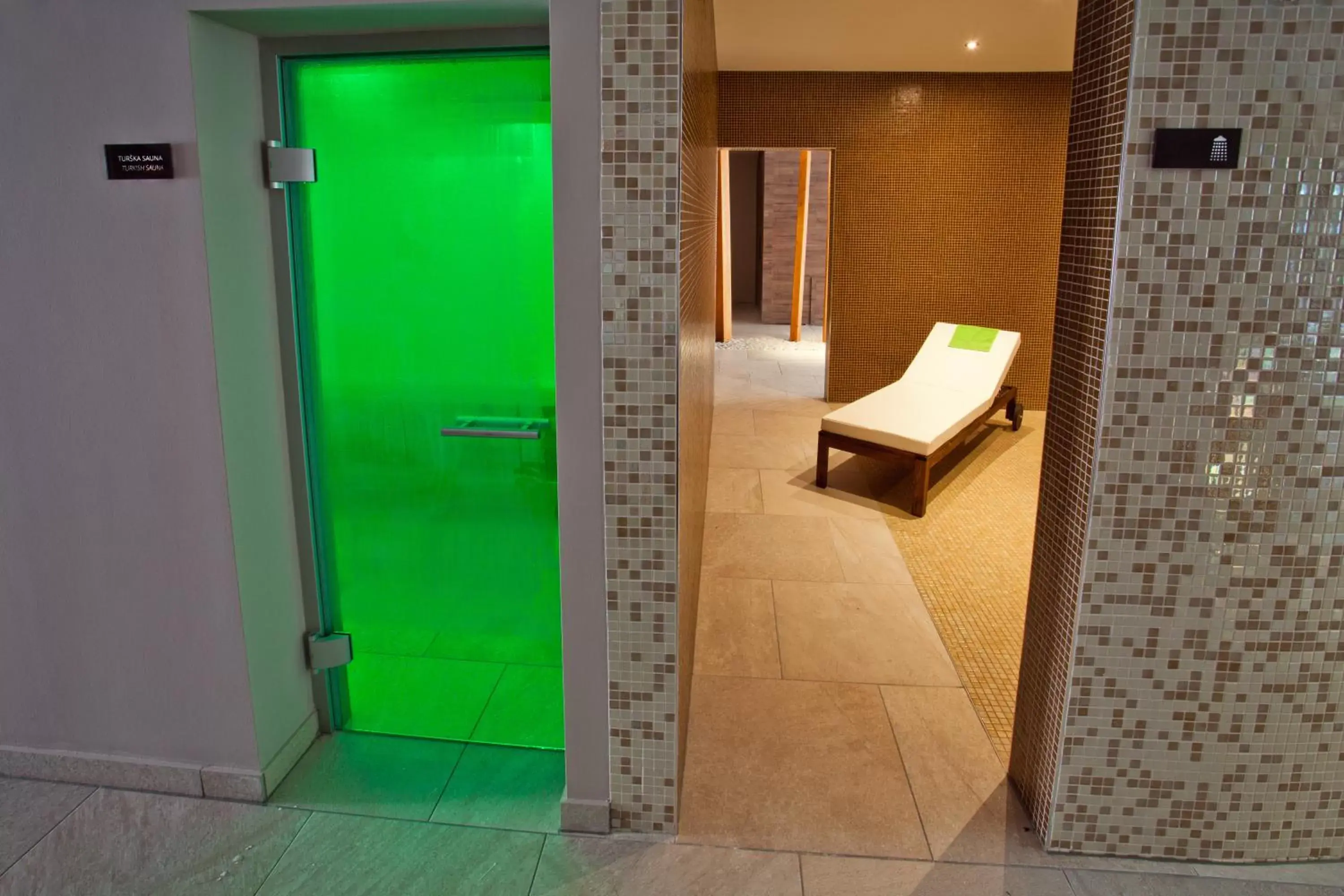 Spa and wellness centre/facilities, Bathroom in Hotel Astoria Superior