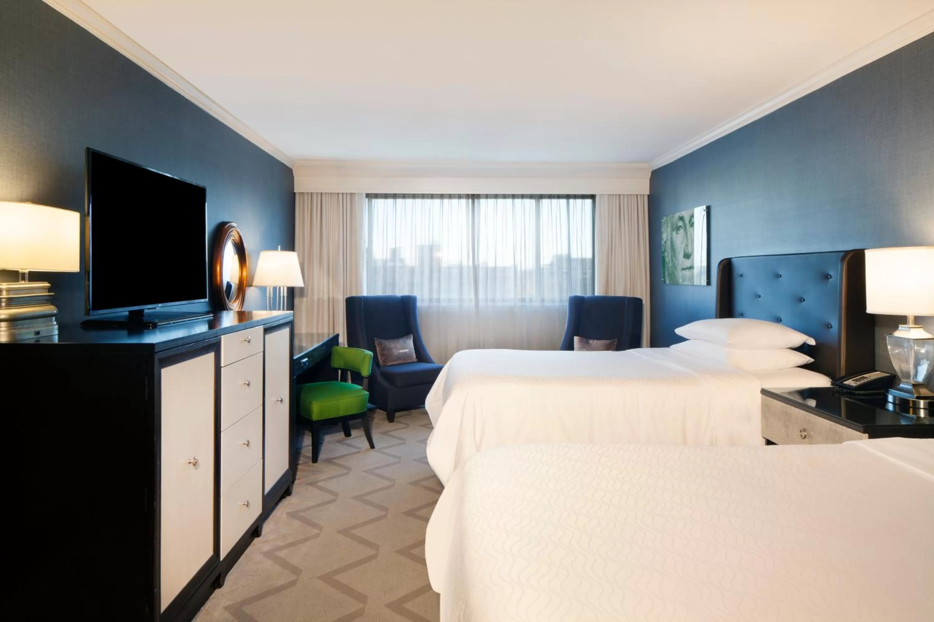 Bedroom, Bed in Melrose Georgetown Hotel