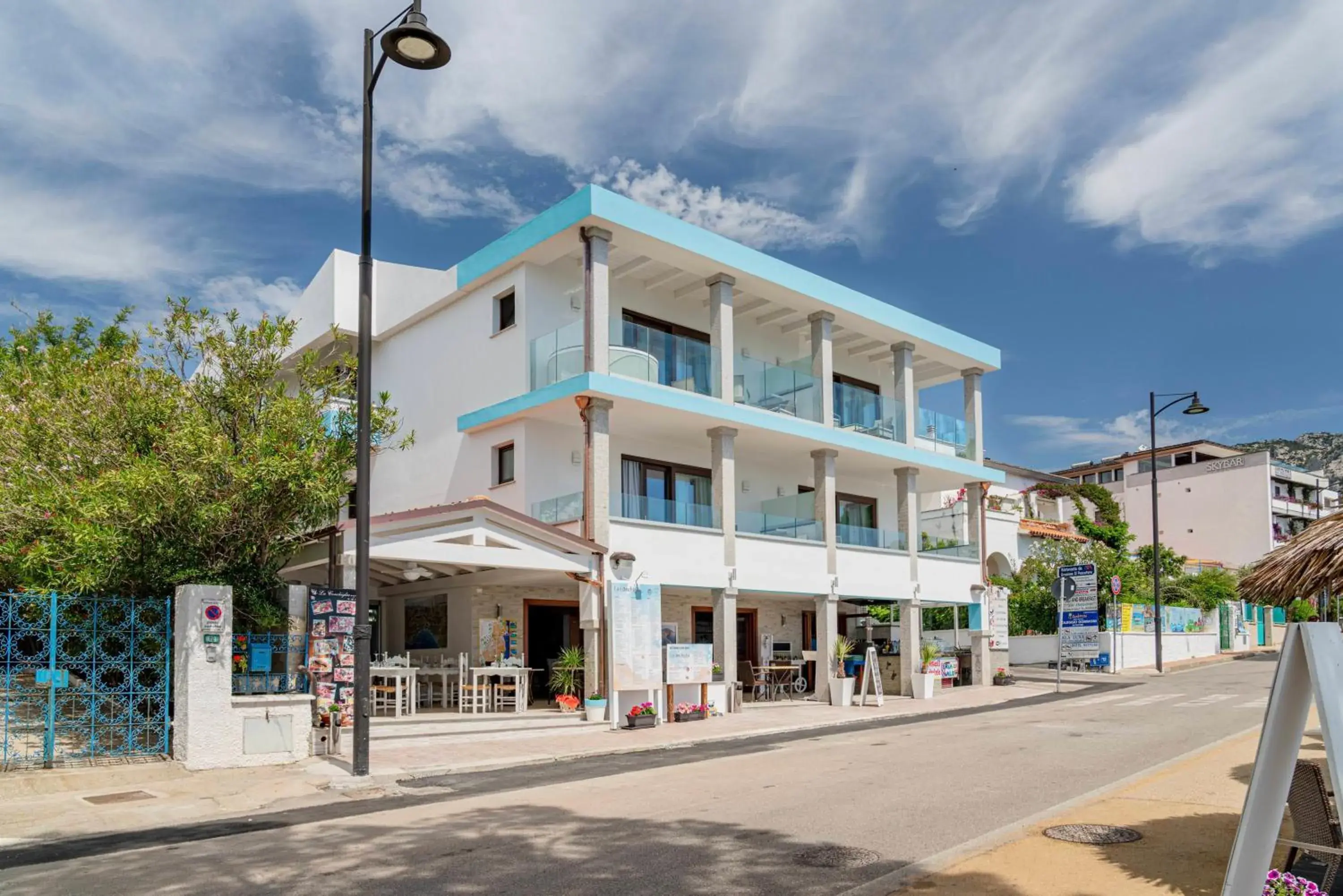 Property building in Hotel Ristorante La Conchiglia Property building in Hotel Ristorante La Conchiglia