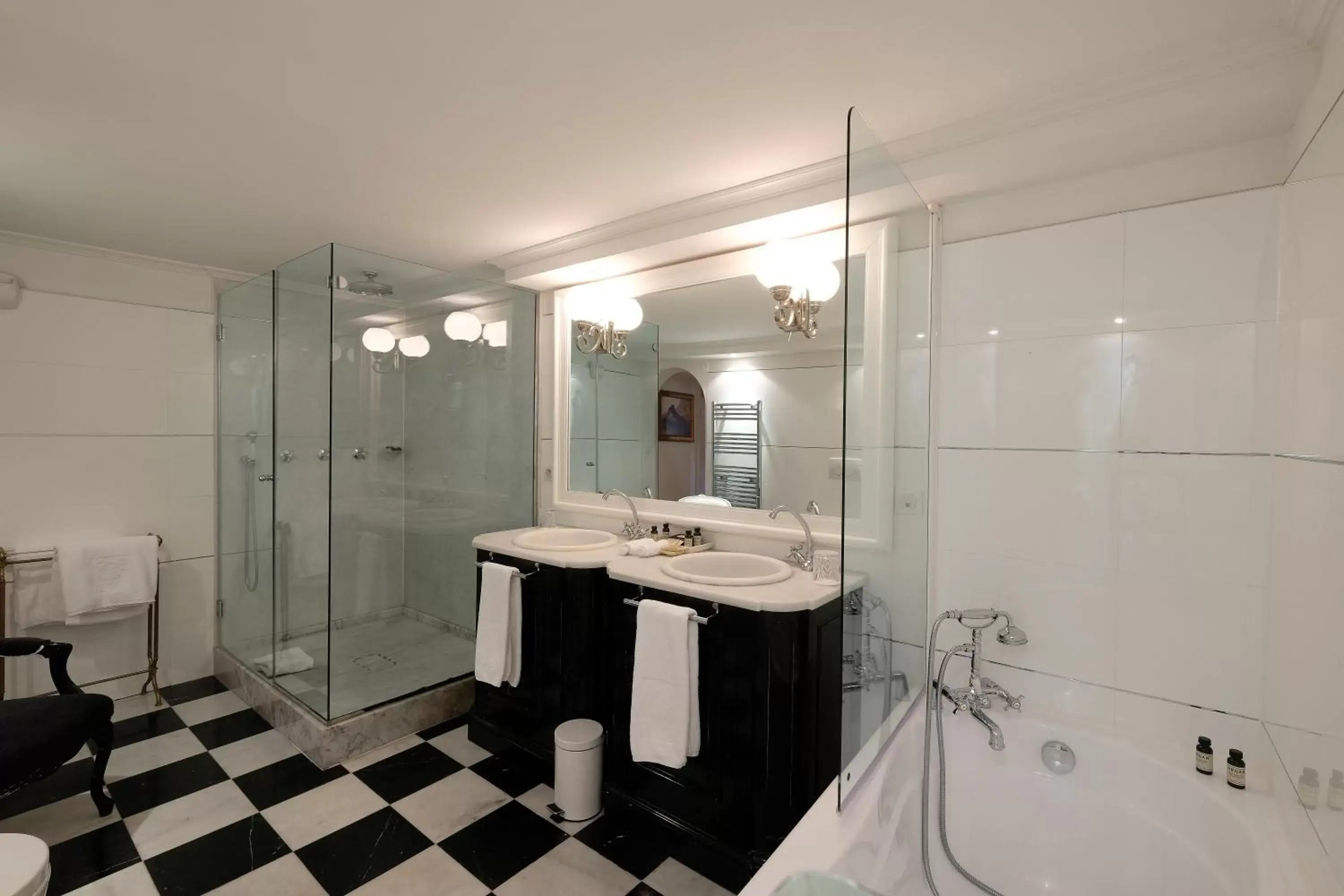 Bathroom in Villa Gallici Hôtel & Spa