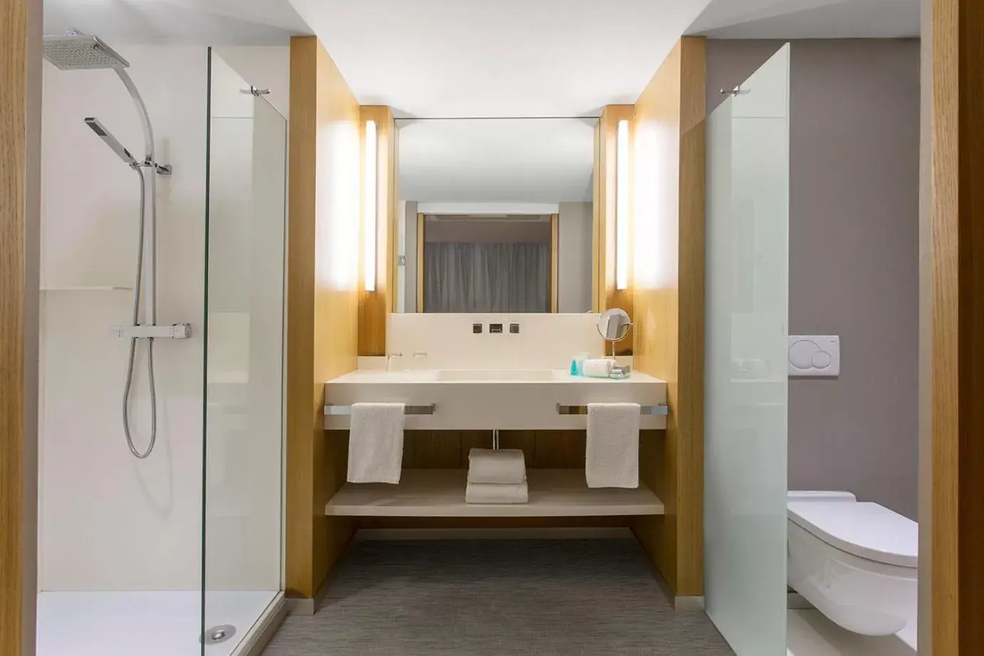 Bathroom in Chateau Royal Beach Resort & Spa, Noumea