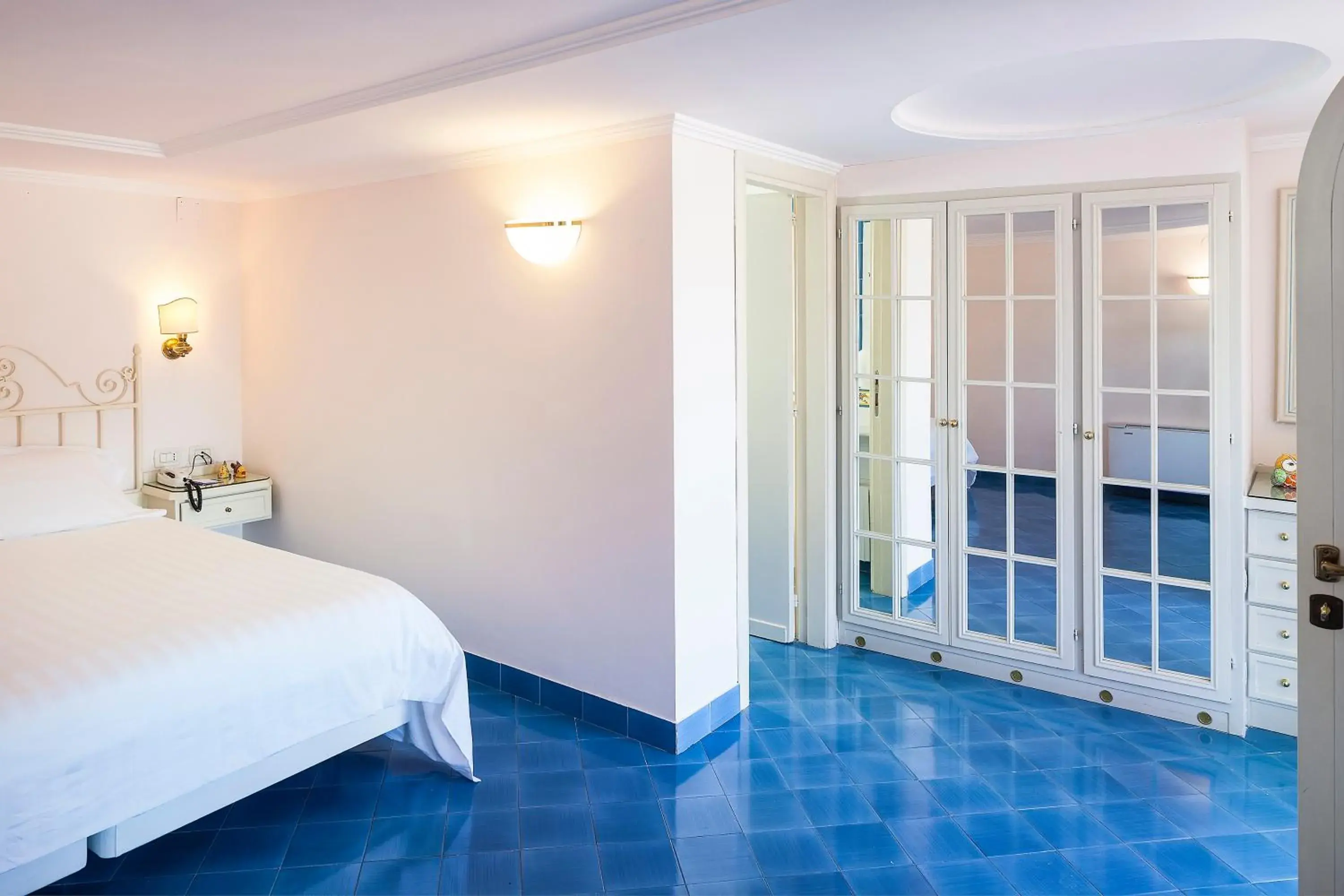 Bedroom, Bed in Hotel Continental Ischia