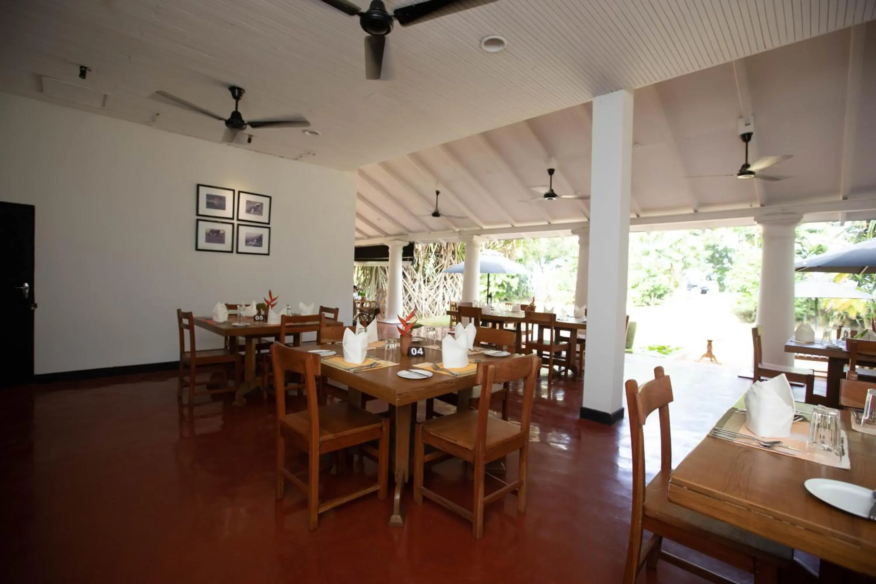 Restaurant/Places to Eat in EKHO Weligama