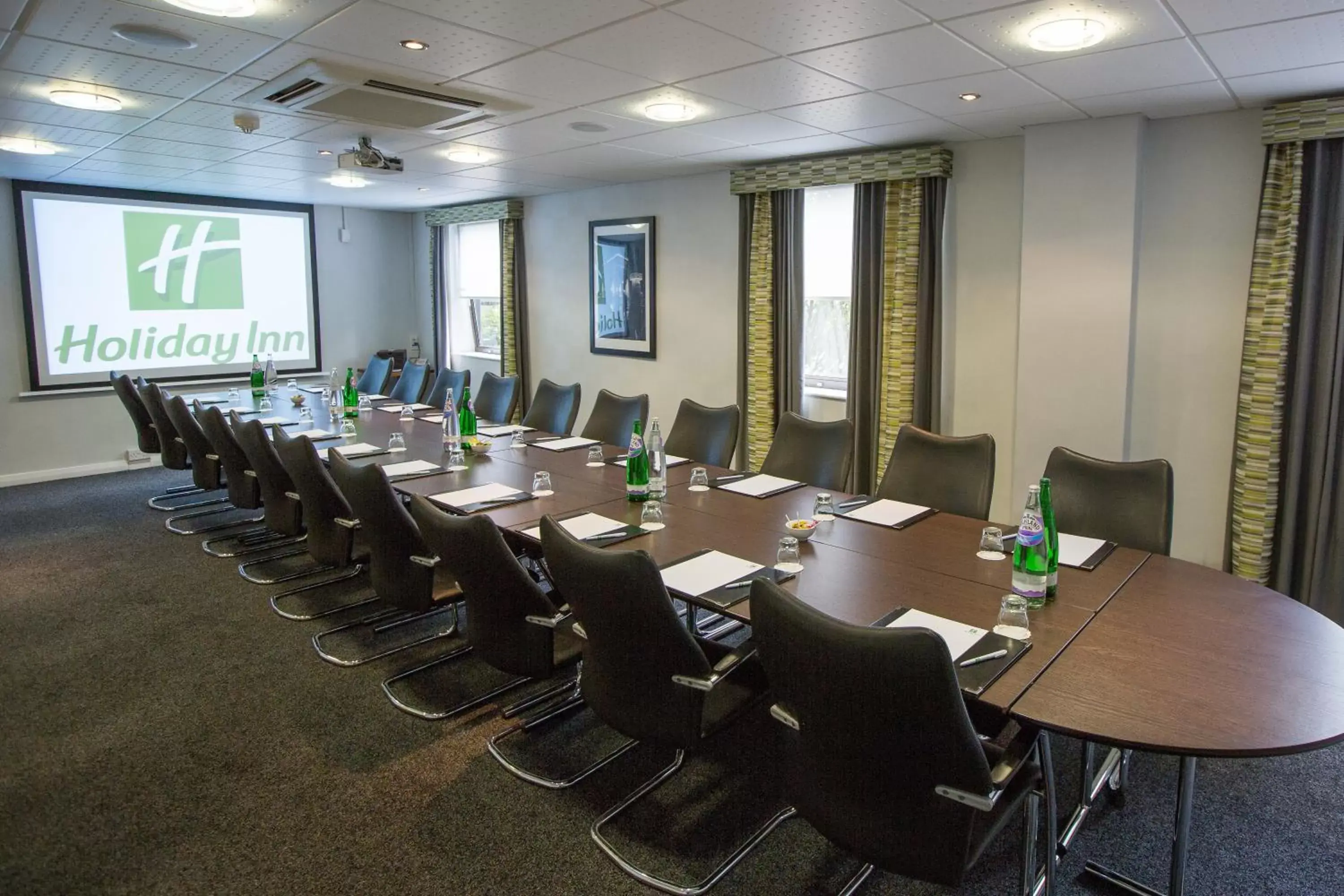 Meeting/conference room in Holiday Inn Nottingham, an IHG Hotel