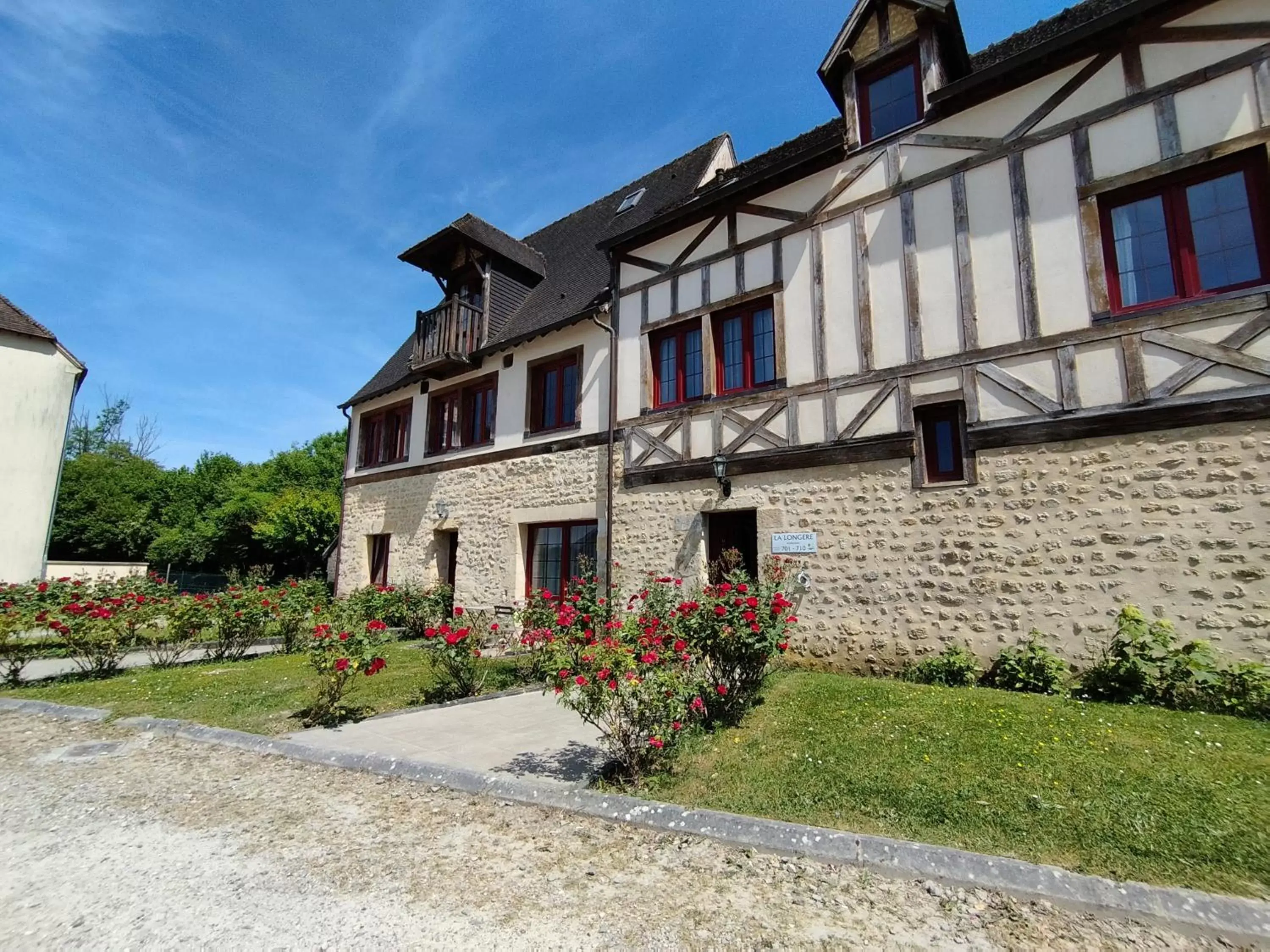 Garden view, Property Building in Le Haut-Val Résidences