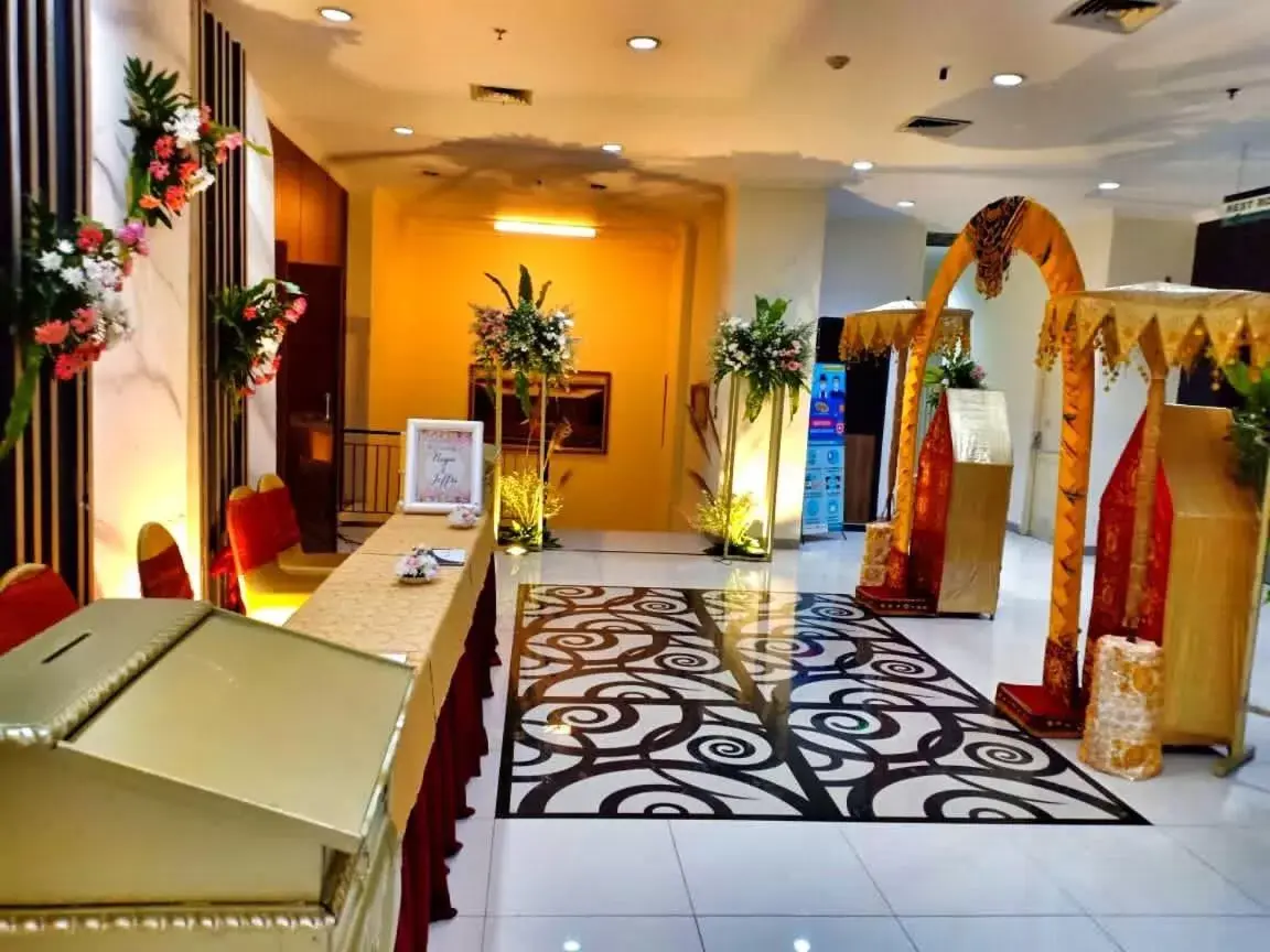 Lobby/Reception in Balairung Hotel Jakarta