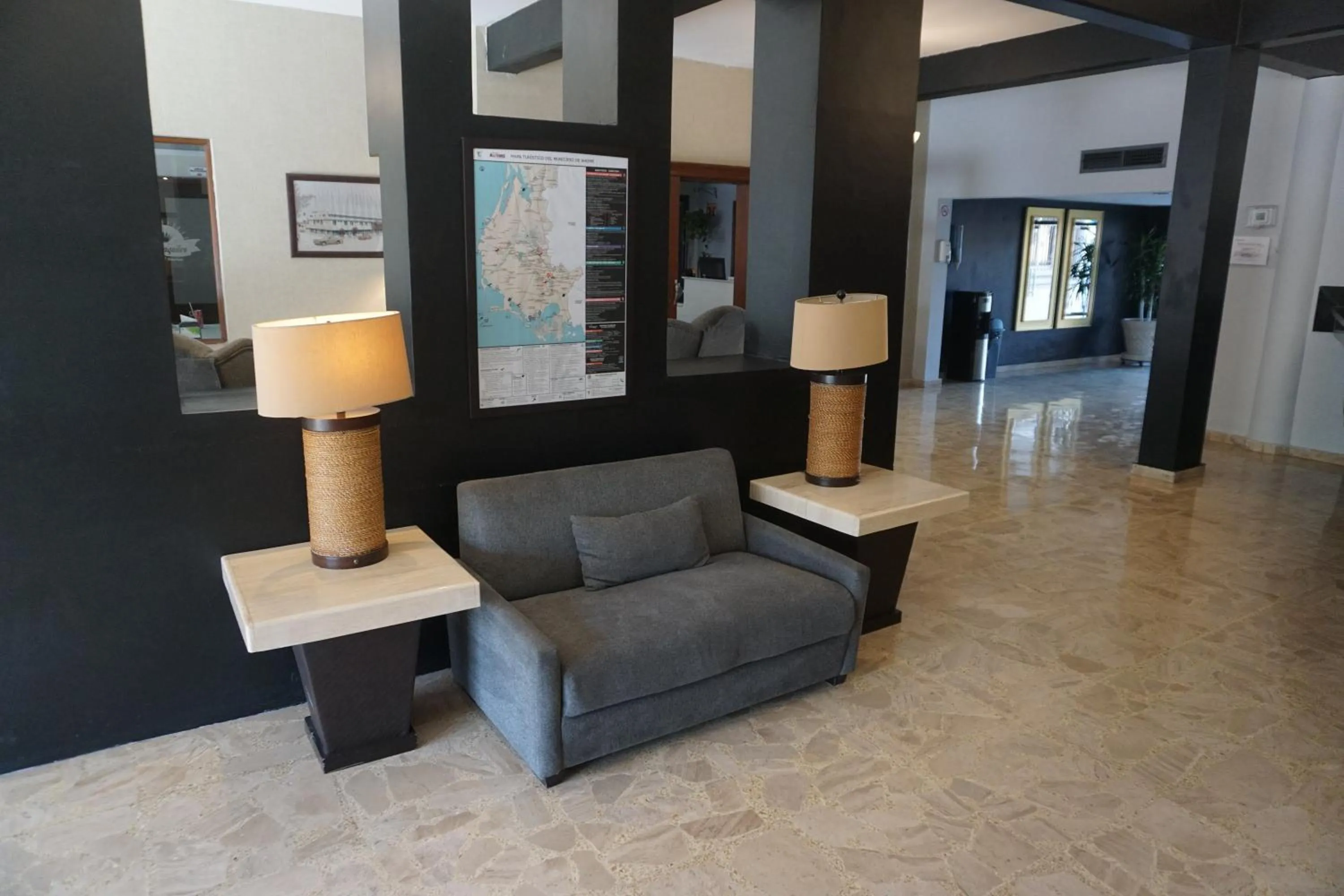 Lobby or reception in Hotel America Palacio