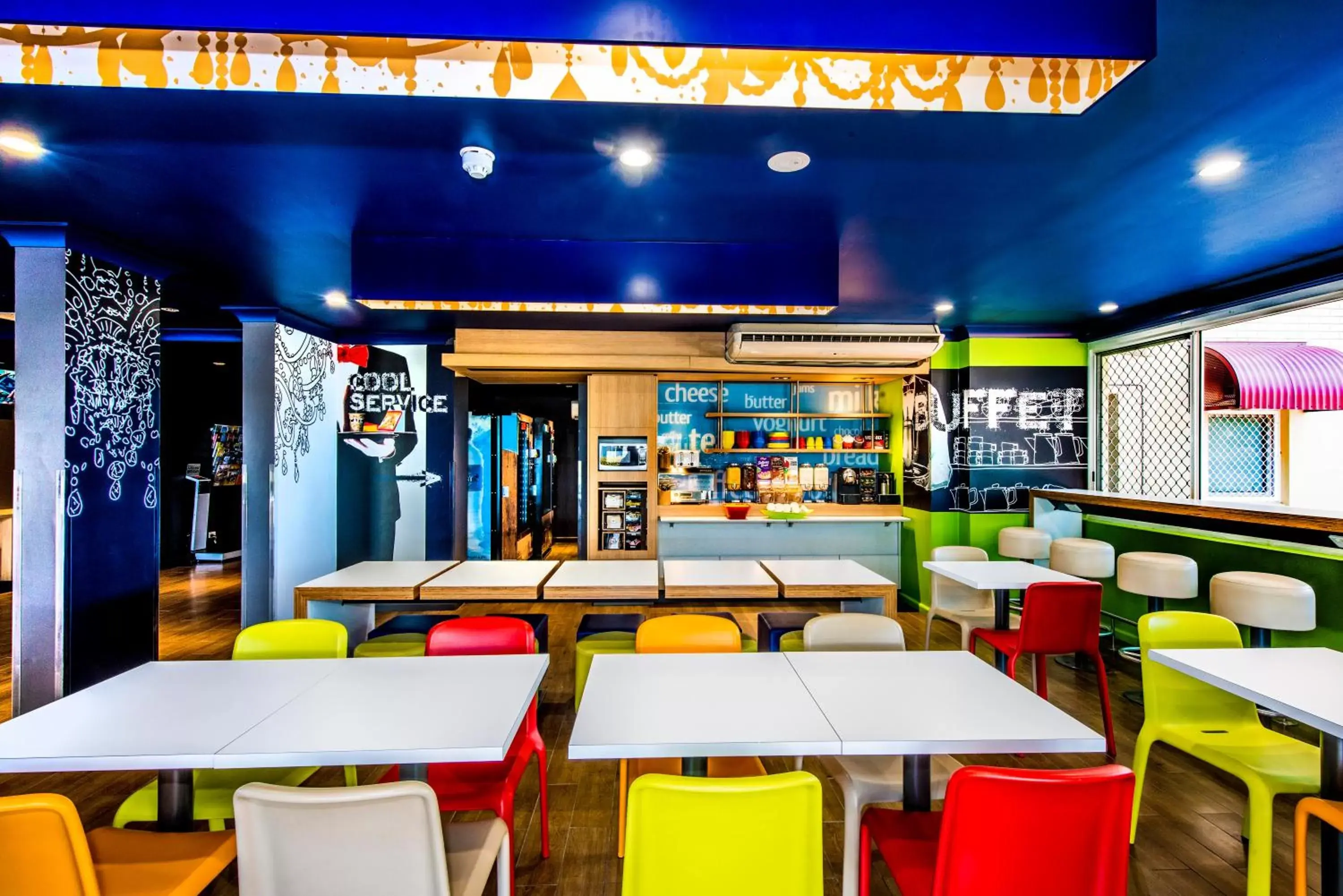 Restaurant/places to eat, Lounge/Bar in ibis Budget Brisbane Airport