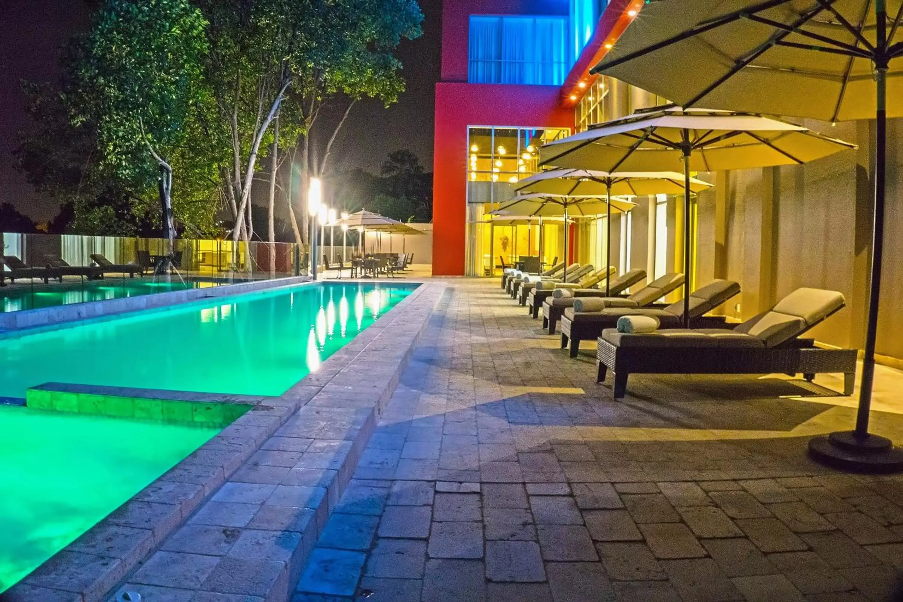 Patio, Swimming Pool in Radisson Hotel Guayaquil