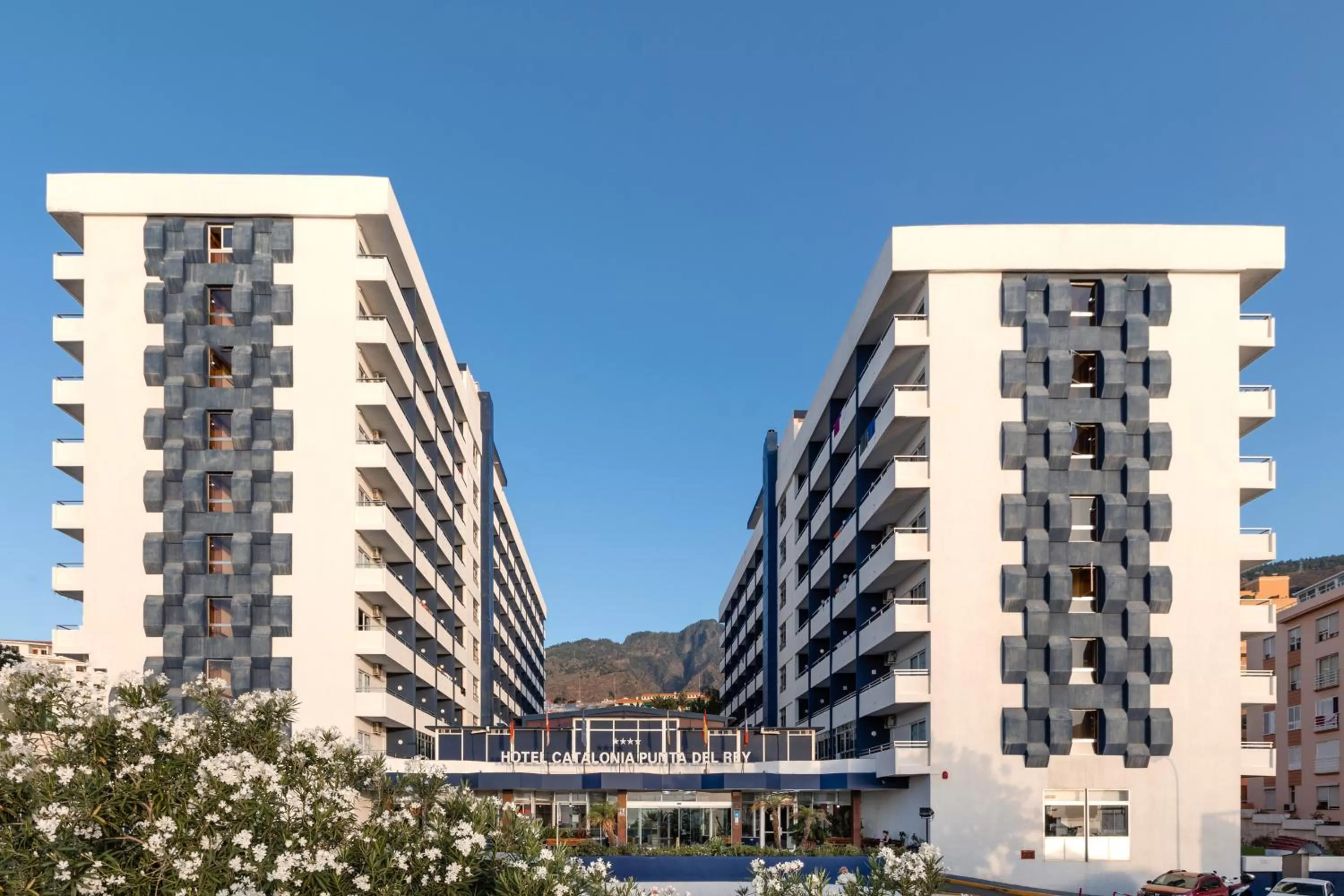 Property building in Catalonia Punta del Rey