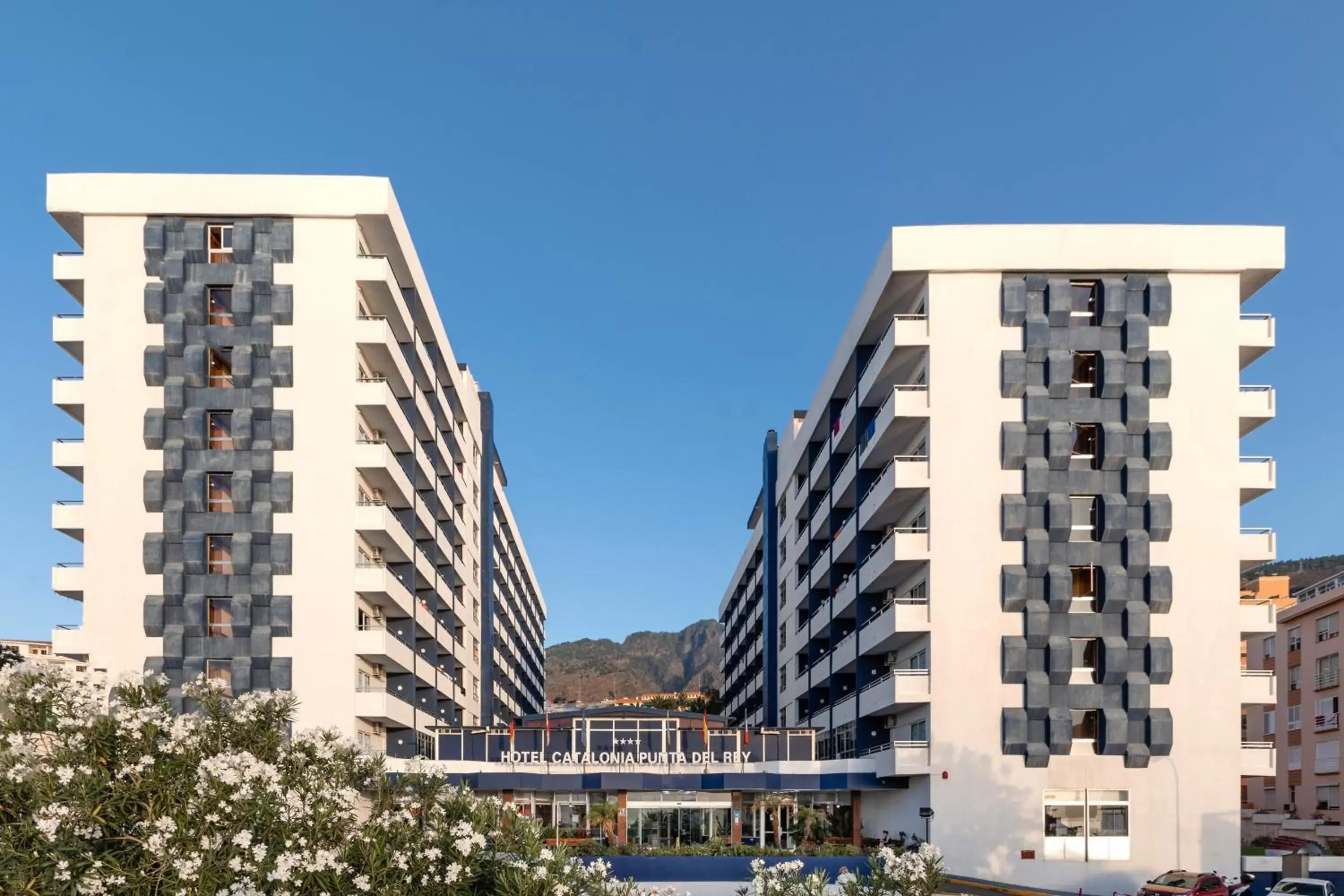 Property building in Catalonia Punta del Rey Property building in Catalonia Punta del Rey