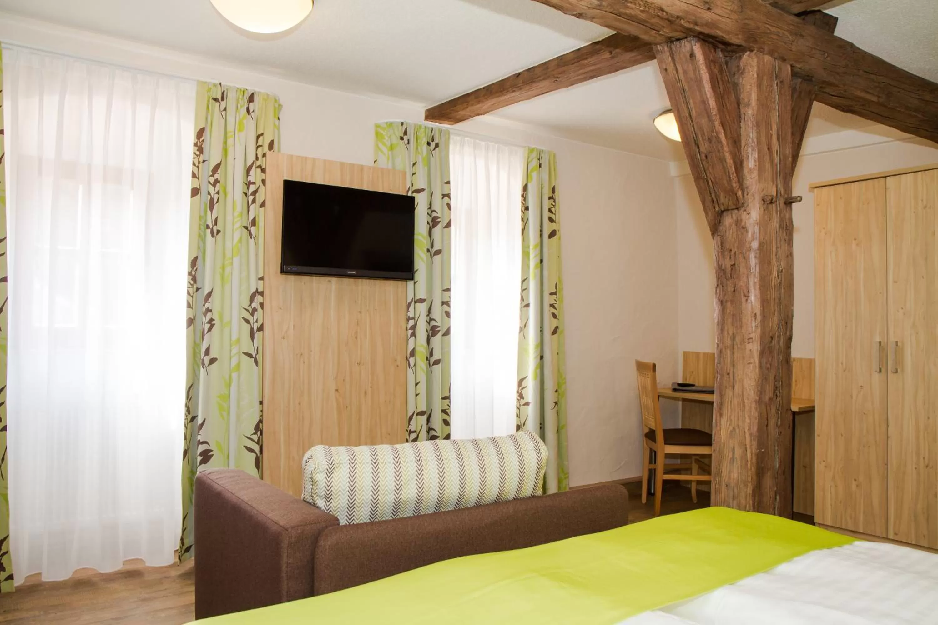 Staff, Bed in Hotel-Gasthof Blaue Traube e.K.